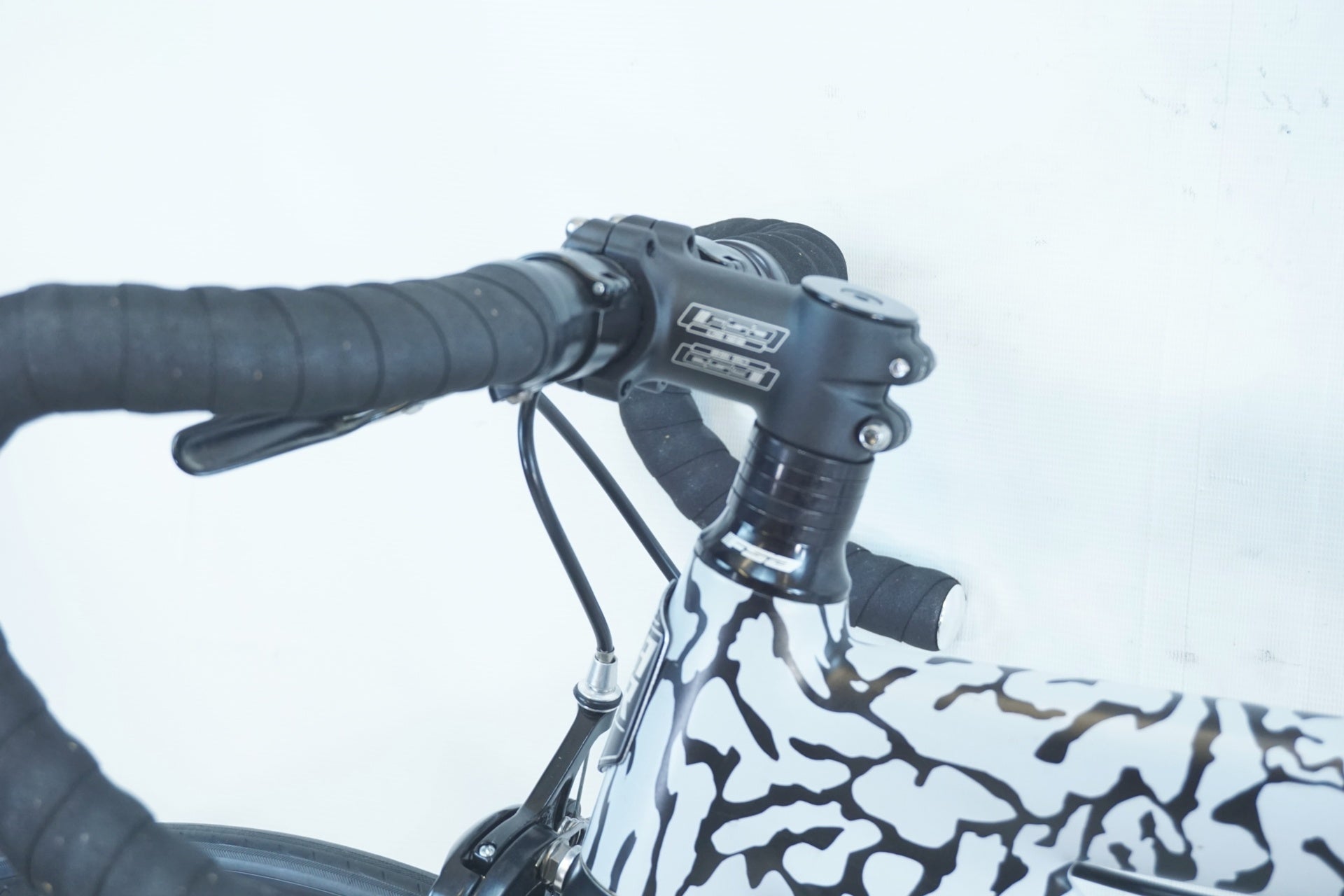 LEADER BIKES 「リーダーバイク」 735TR ATOMS 2019年モデル ピスト
