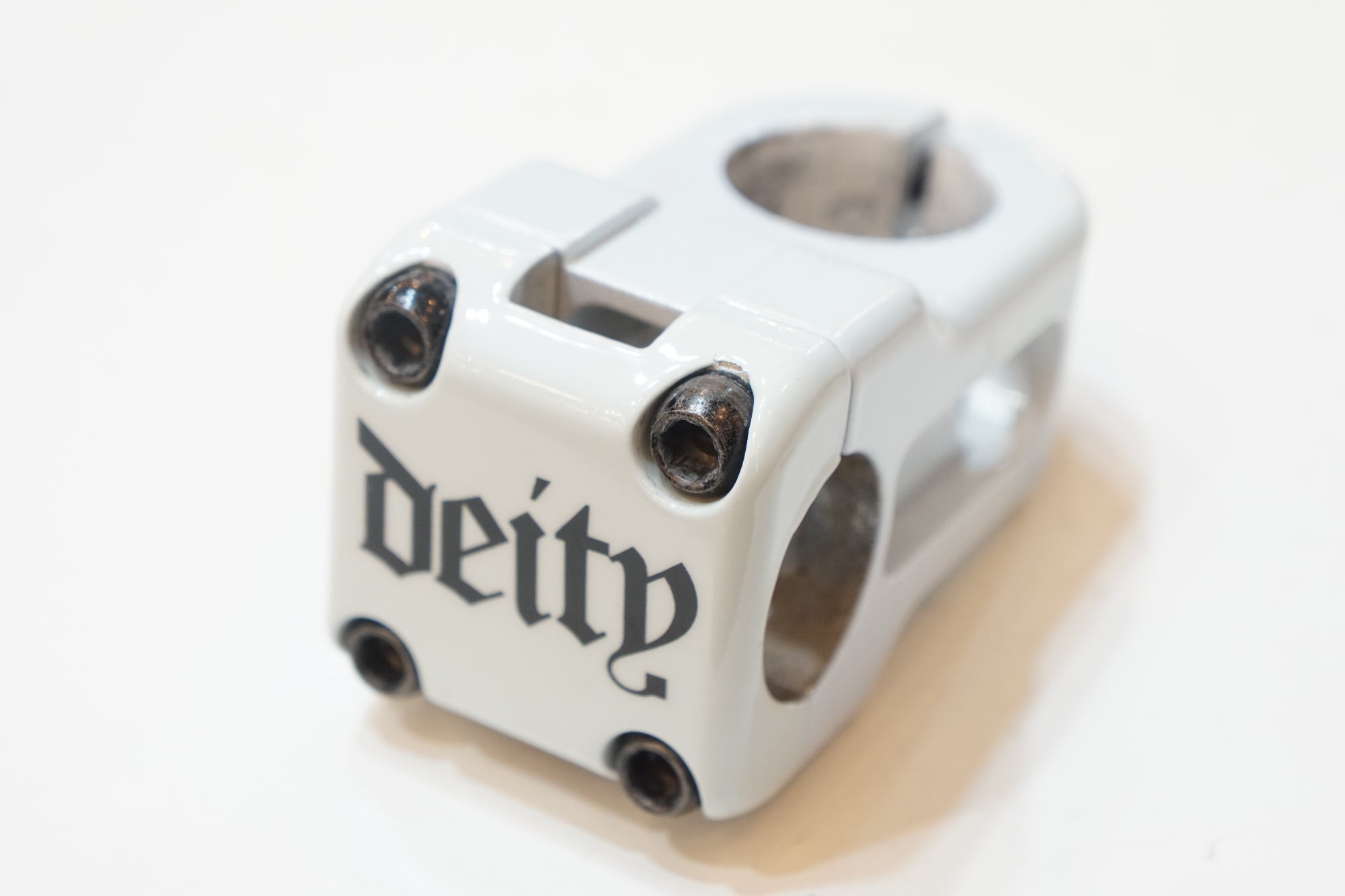 DEITY COMPONENTS 「デイティコンポーネンツ」 FANTOM φ25.4 50mm ステム / バイチャリ浦和ベース