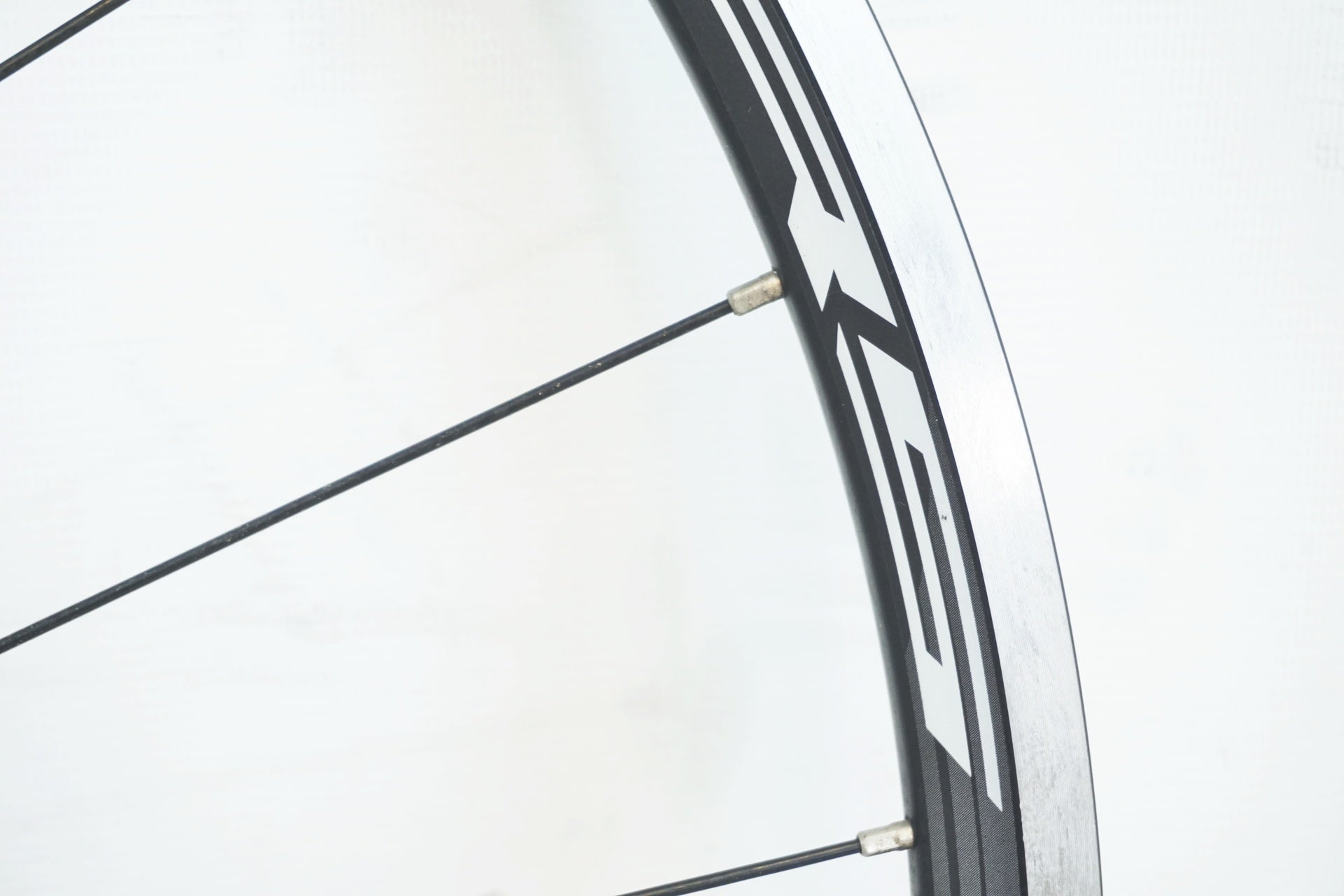 【送料込】シマノ WH-RS010　622x15-18C 11s　+チューブ SHIMANO 「シマノ」 WH-RS010 シマノ 11速 リアホイール / 有明