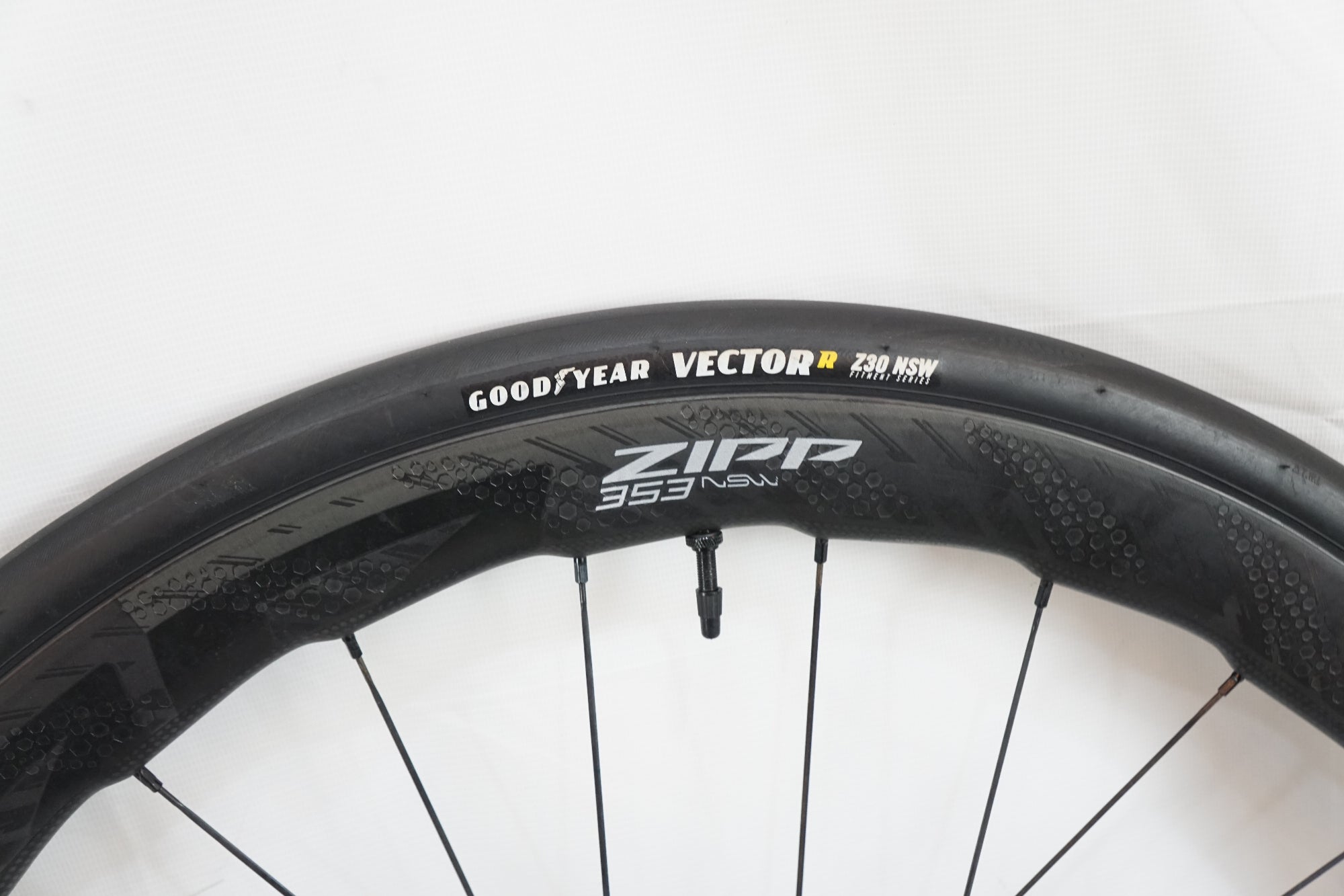 ZIPP 「ジップ」 353 NSW DISC シマノ11速 ホイールセット / バイチャリ浦和ベース