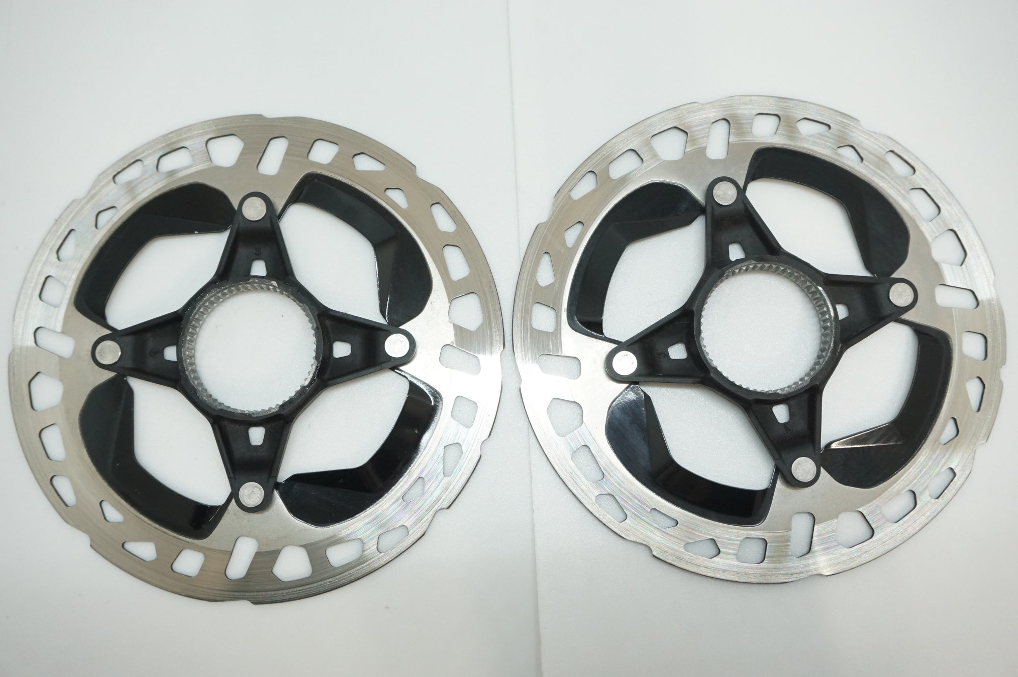 SHIMANO 「シマノ」 RT-MT900-SS ディスクローターセット / 福岡アイランドシティ店