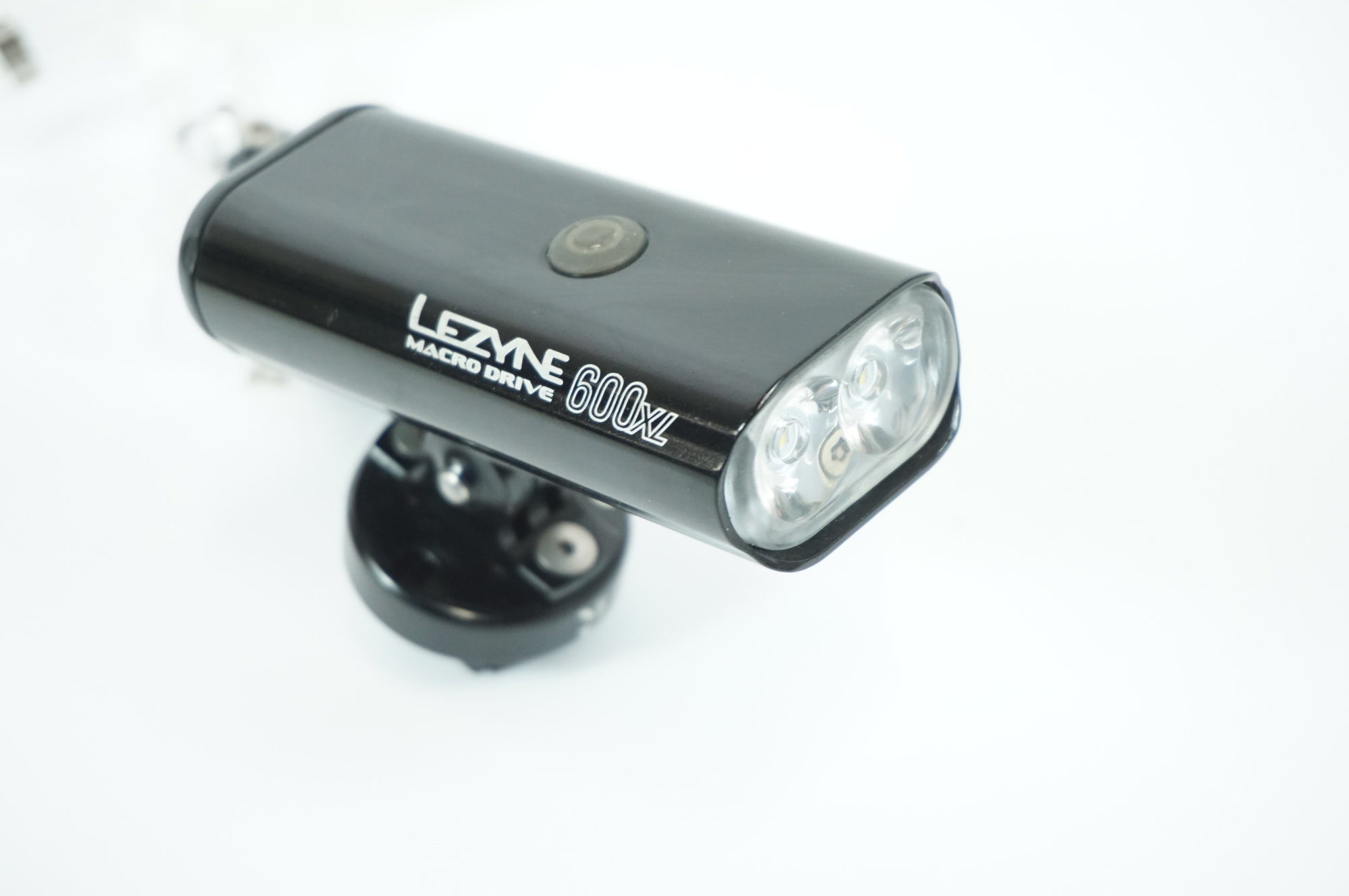 LEZYNE 「レザイン」 600XL フロントライト / 宇都宮店
