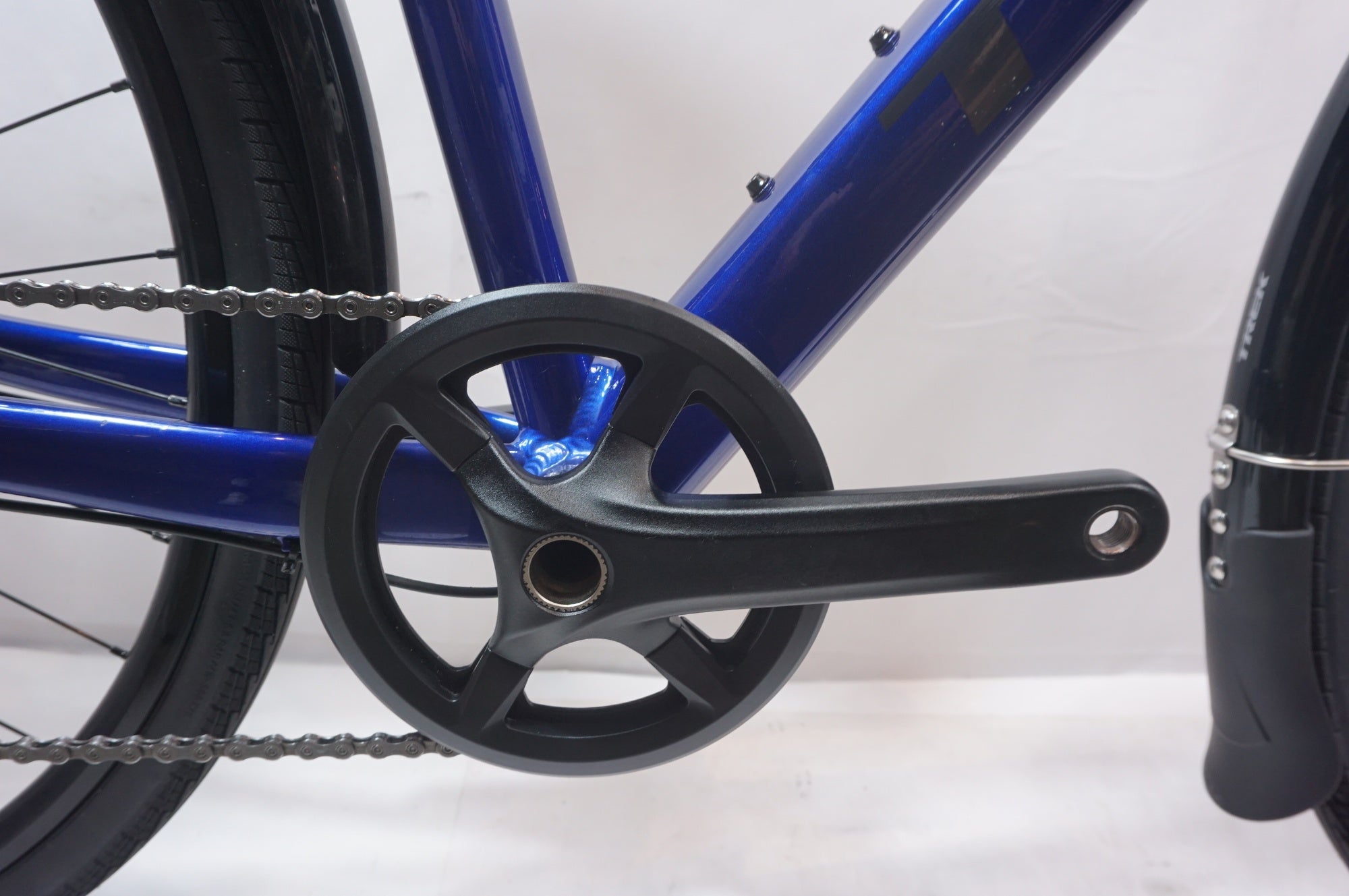 TREK 「トレック」 FX 3 GEN 4 DISC 2025年モデル クロスバイク