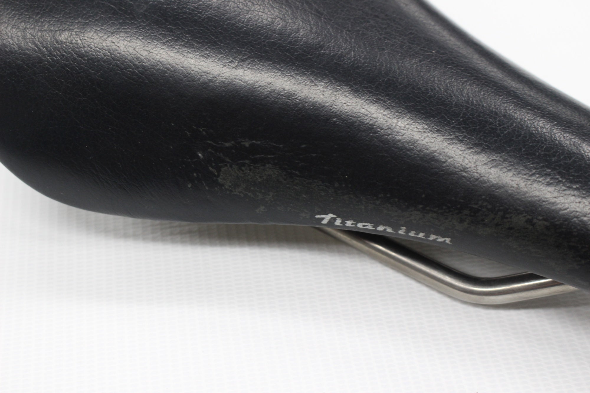 SELLE ITALIA 「セライタリア」 FLITE TITANIUM サドル / 阪急