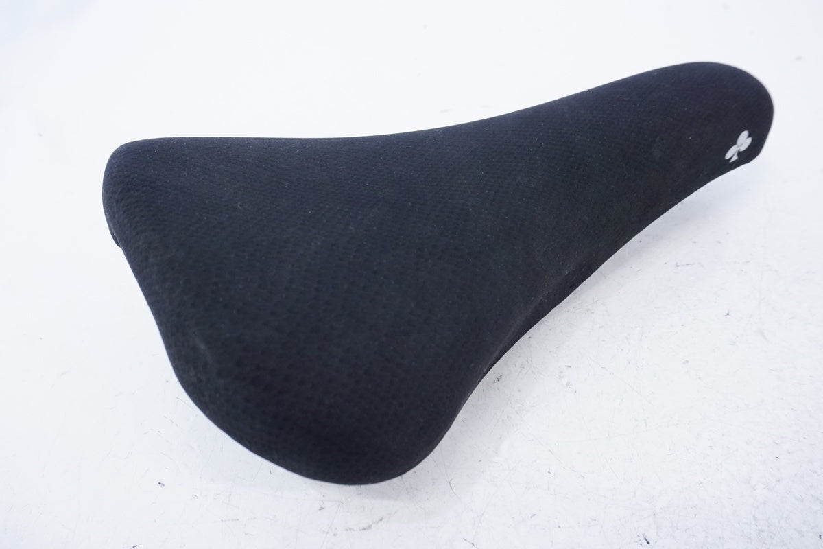 VELO 「ベロ」 COLNAGO サドル / 浜松店