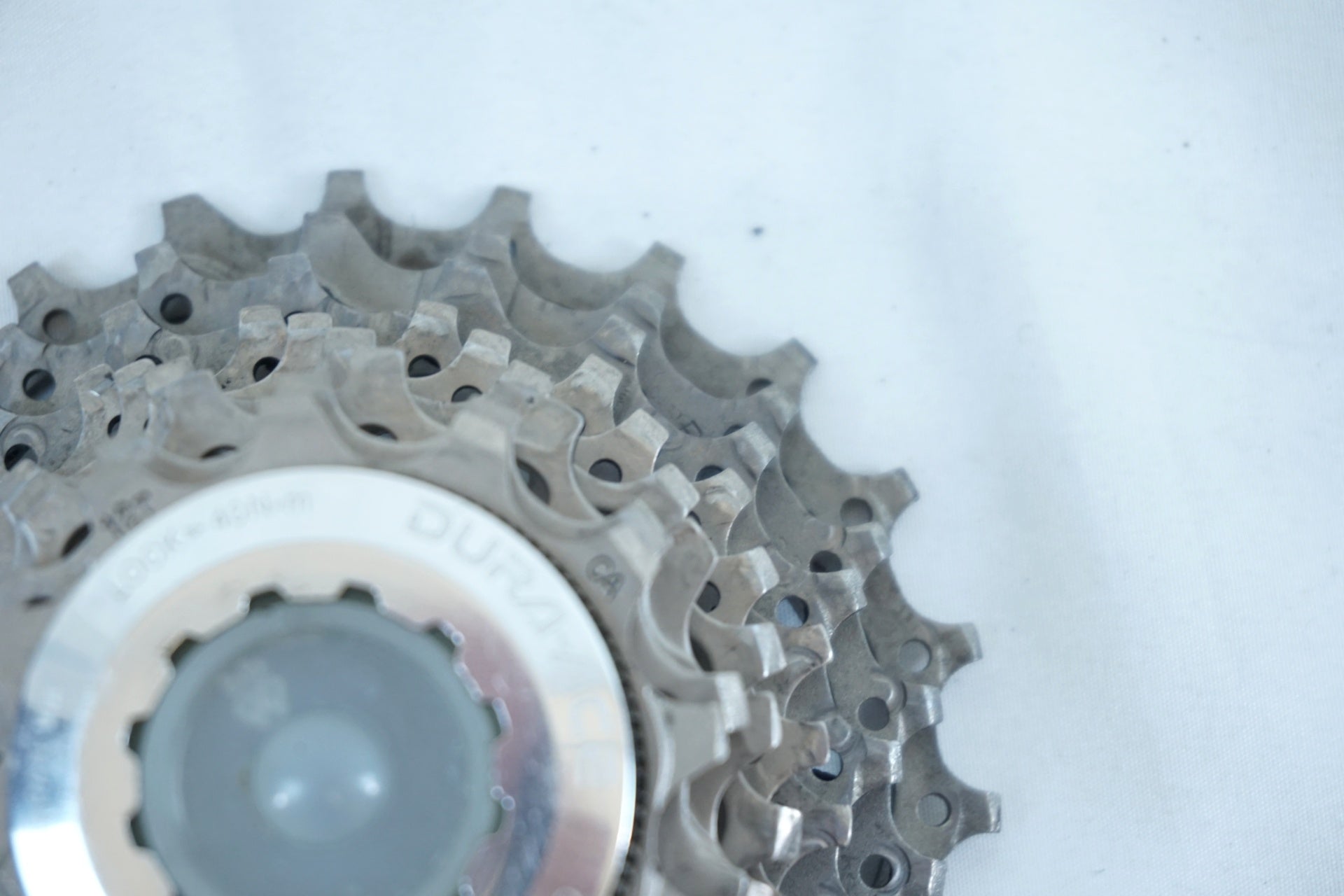 SHIMANO 「シマノ」 DURA-ACE CS-7700 12-23T スプロケット / 有明ガーデン店