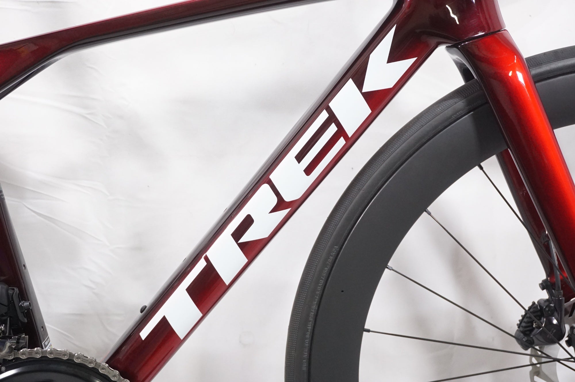 TREK 「トレック」 MADONE SLR7 GEN8 2025年モデル ロードバイク / AKIBA店