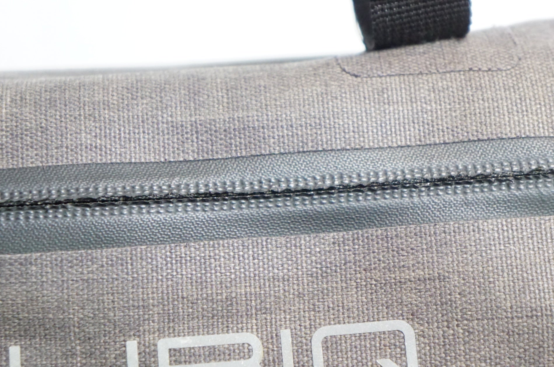 LIBIQ 「リビック」 キャンバス防水 フロントバッグ / 熊谷本店