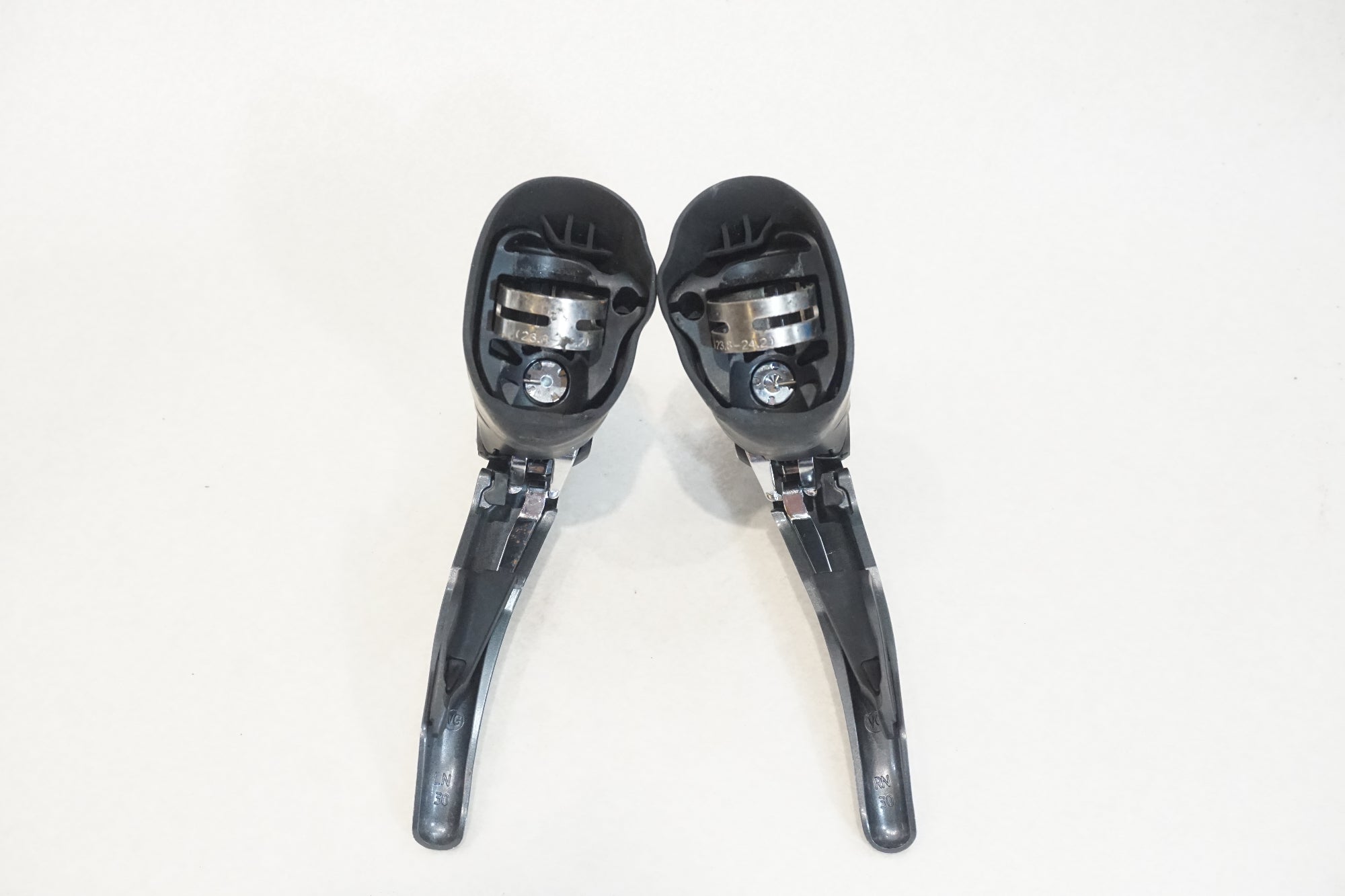 SHIMANO 「シマノ」 CLARIS ST-R2000 デュアルコントロールレバーセット / 横浜戸塚店