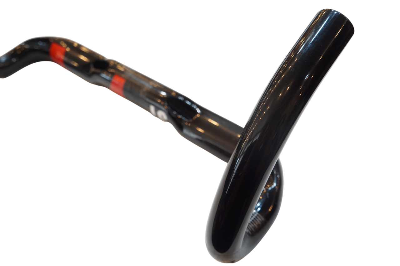 3T 「スリーティー」 ERGONOVA TEAM φ31.8 380mm ハンドル / バイチャリ浦和ベース