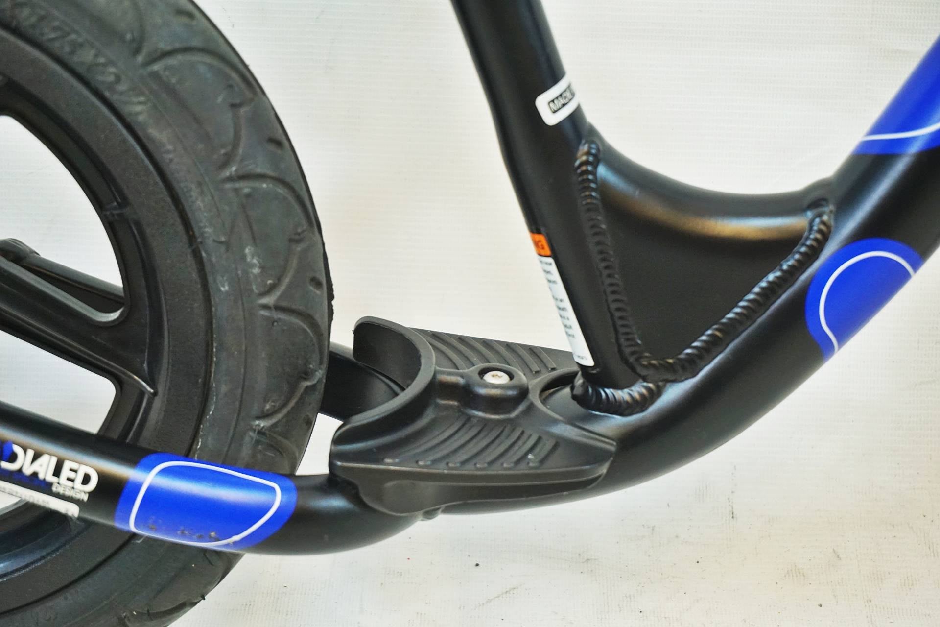 TREK 「トレック」 KICKSTER 2016年モデル 12インチ キックバイク / 有明ガーデン店