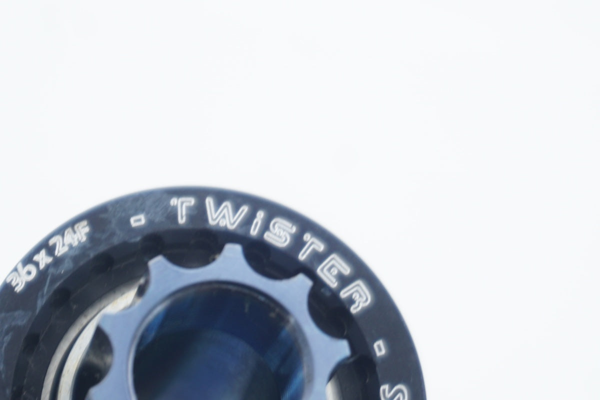 パーツ STRONGLIGHT TWISTER 108mm STRONGLIGHT 「ストロングライト」 TWISTER ボトムブラケット