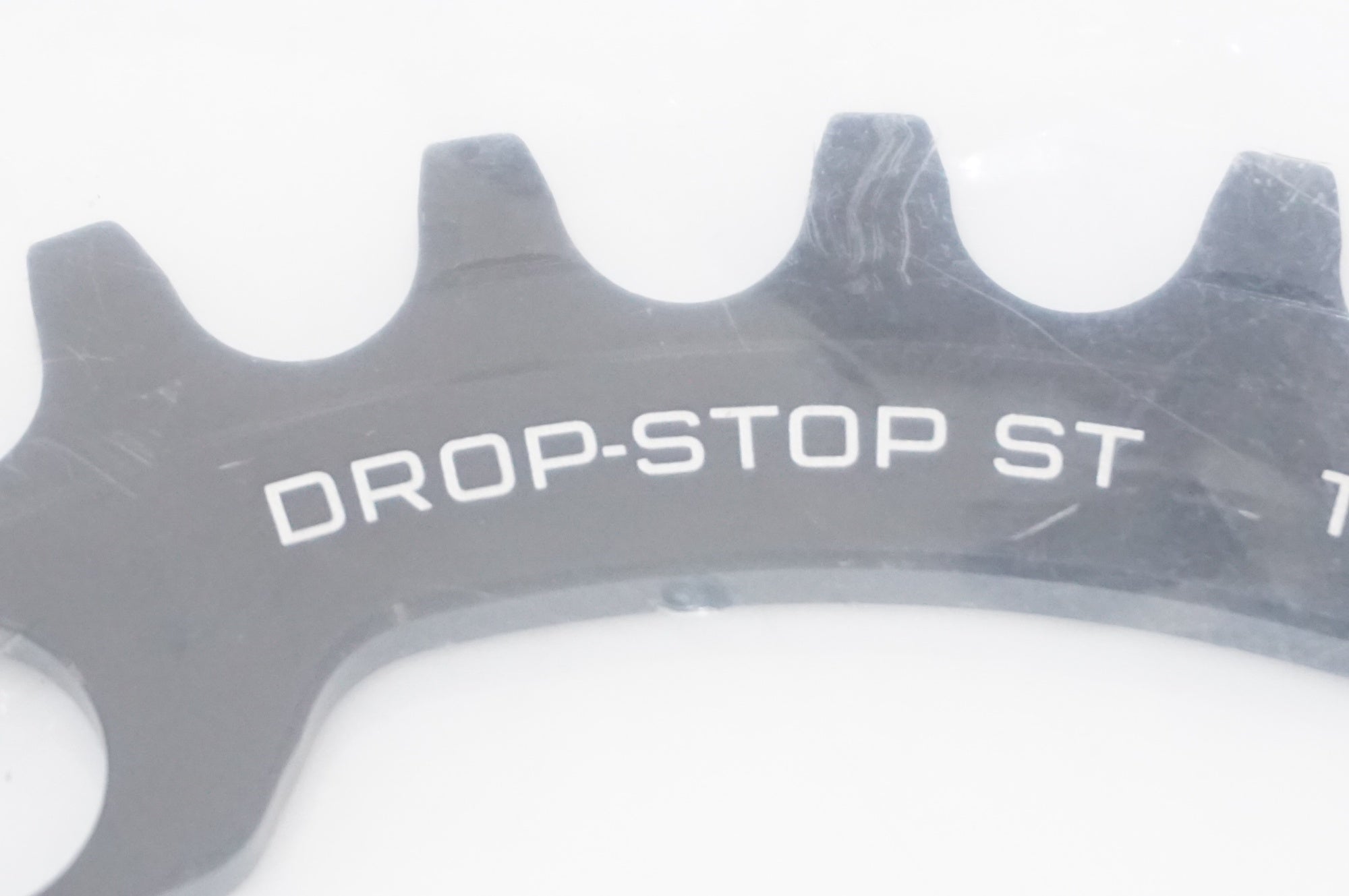 WOLFTOOTH 「ウルフトゥース」 DROP-STOP ST 32T チェーンリング / AKIBA店