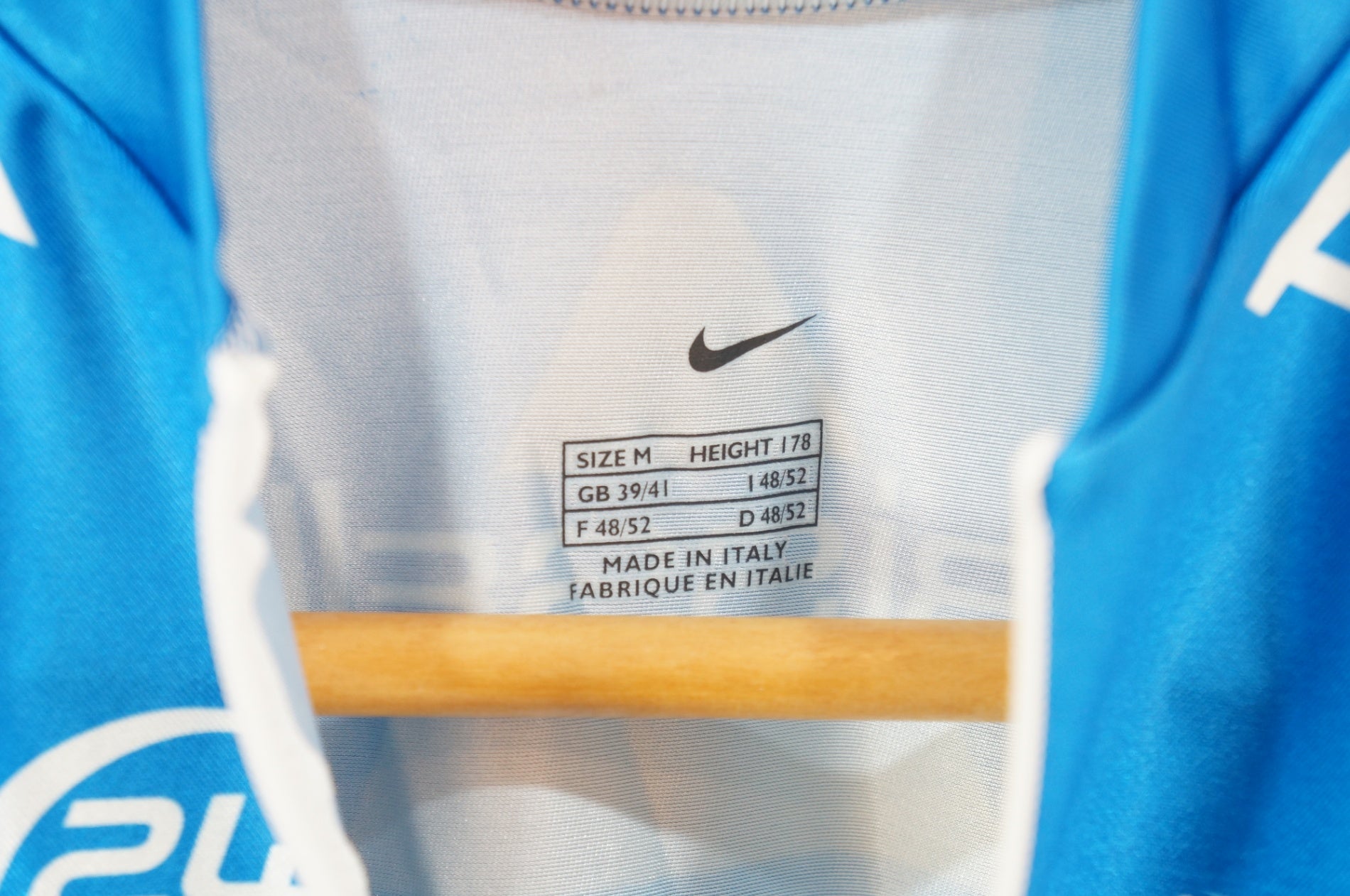 NIKE 「ナイキ」 TREK DISCOVERY Mサイズ 半袖ジャージ / バイチャリ浦和ベース