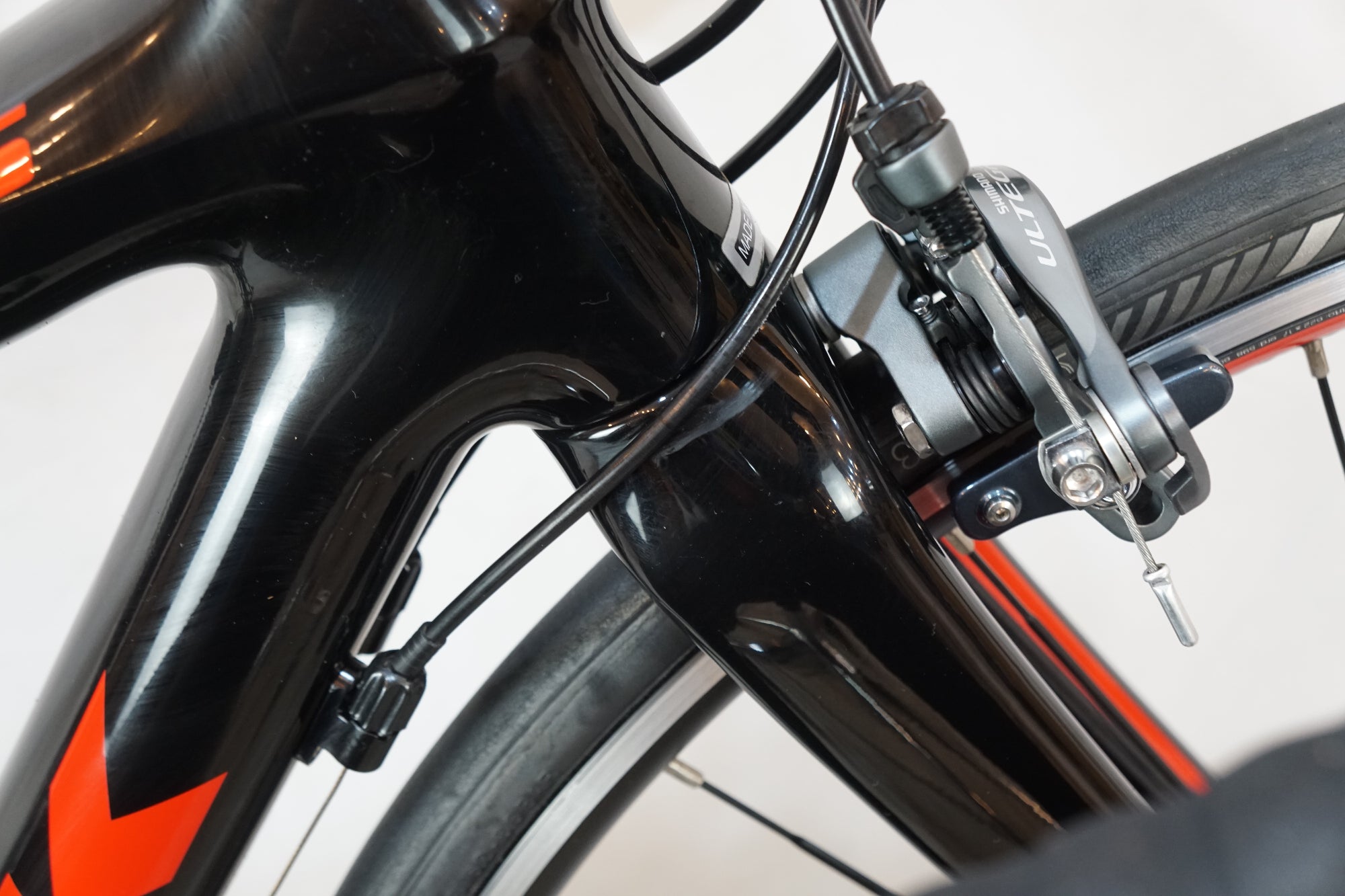 TREK 「トレック」 EMONDA S6 2015年モデル ロードバイク / バイチャリ浦和ベース