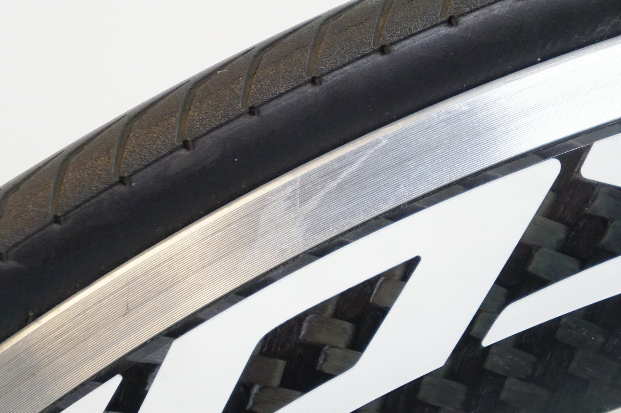 MAVIC 「マヴィック」 COSMIC PRO CARBON C13 シマノ11速 ホイール