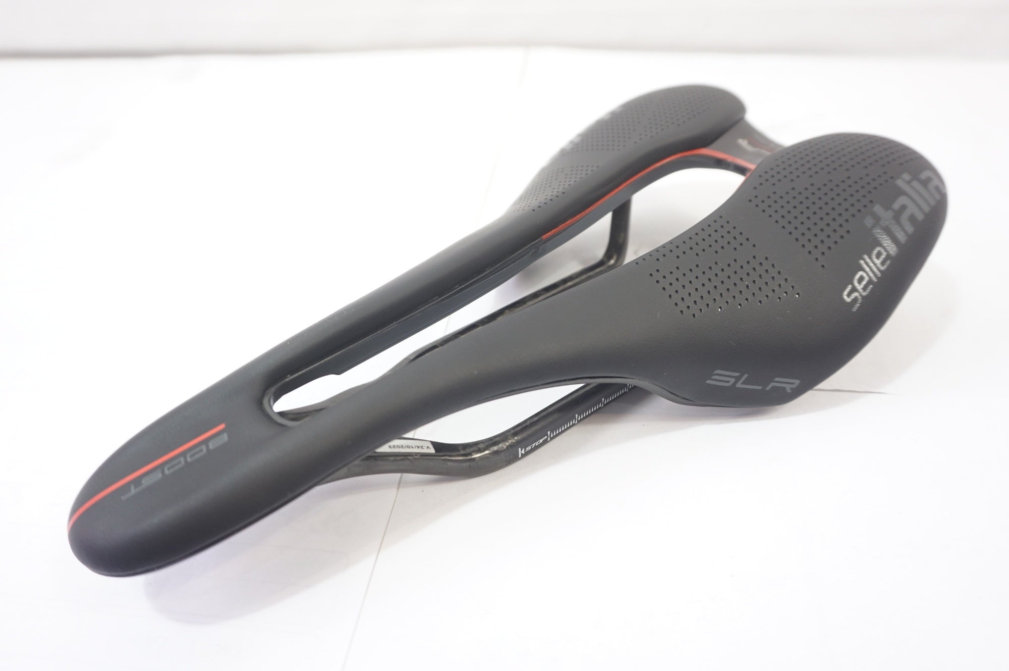 SELLE ITALIA 「セライタリア」 SLR BOOST SUPERFLOW サドル / 世田谷店