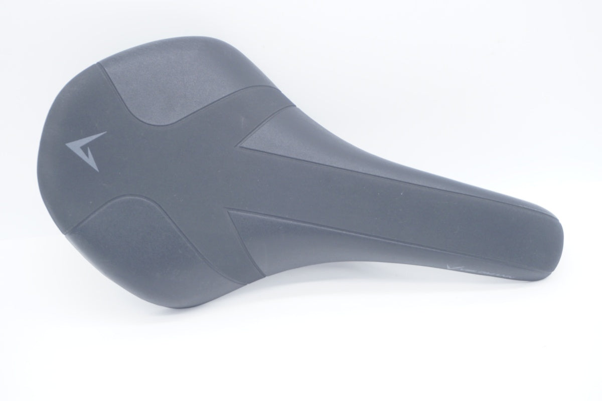 VELOMANN 「ヴェロマーン」 サドル / 滋賀大津店