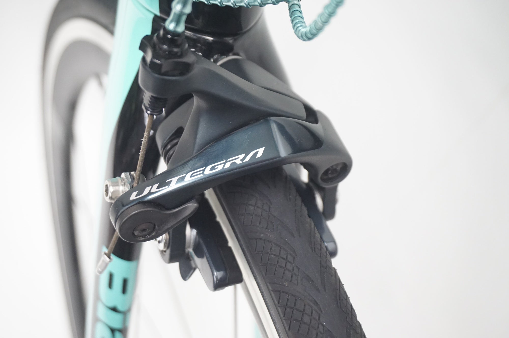 BIANCHI 「ビアンキ」 ARIA ULTEGRA 2019年モデル ロードバイク / 福岡