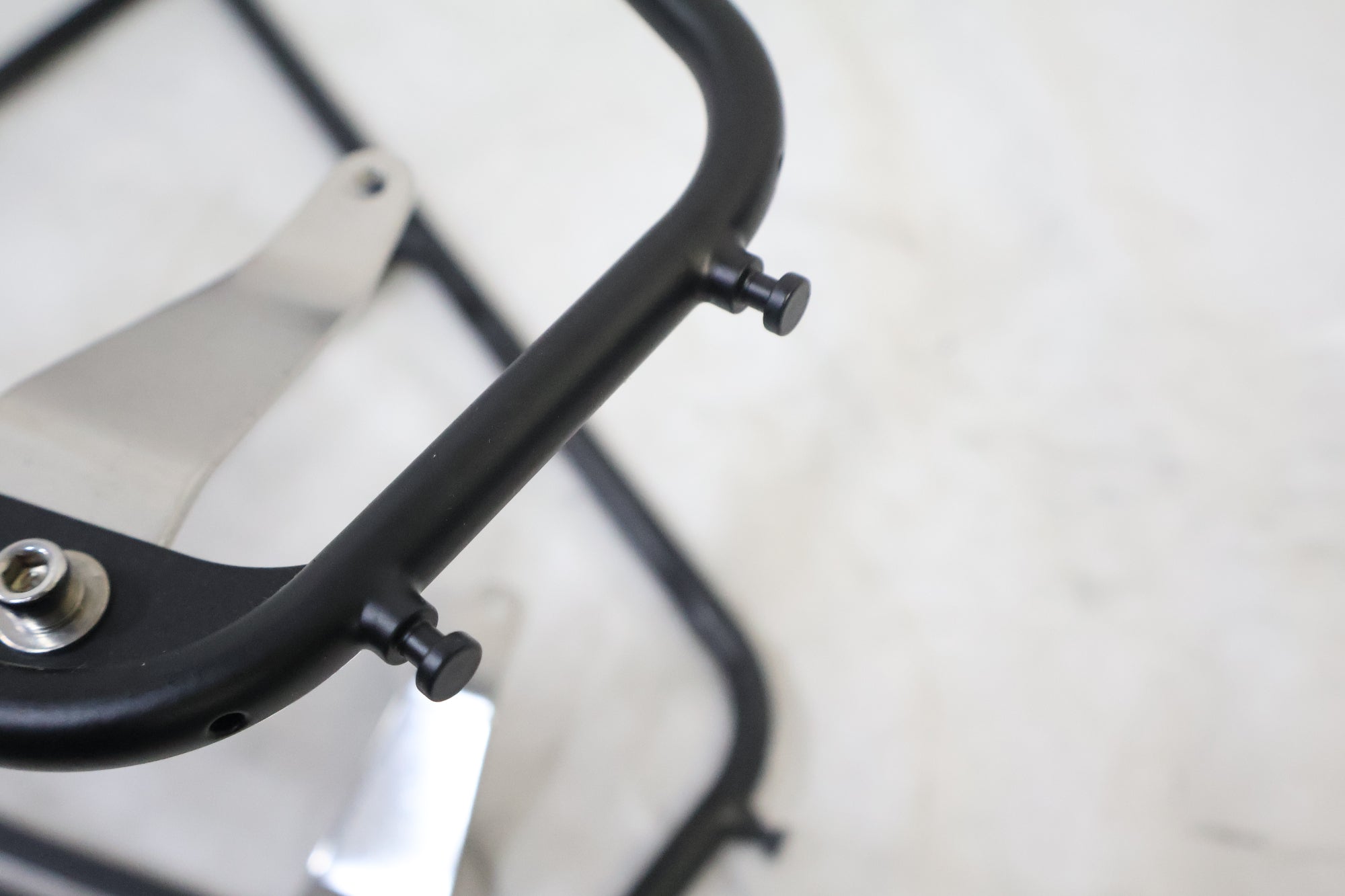 SURLY 「サーリー」 NICE RACK FRONT BLACK フロントキャリア / 高知店