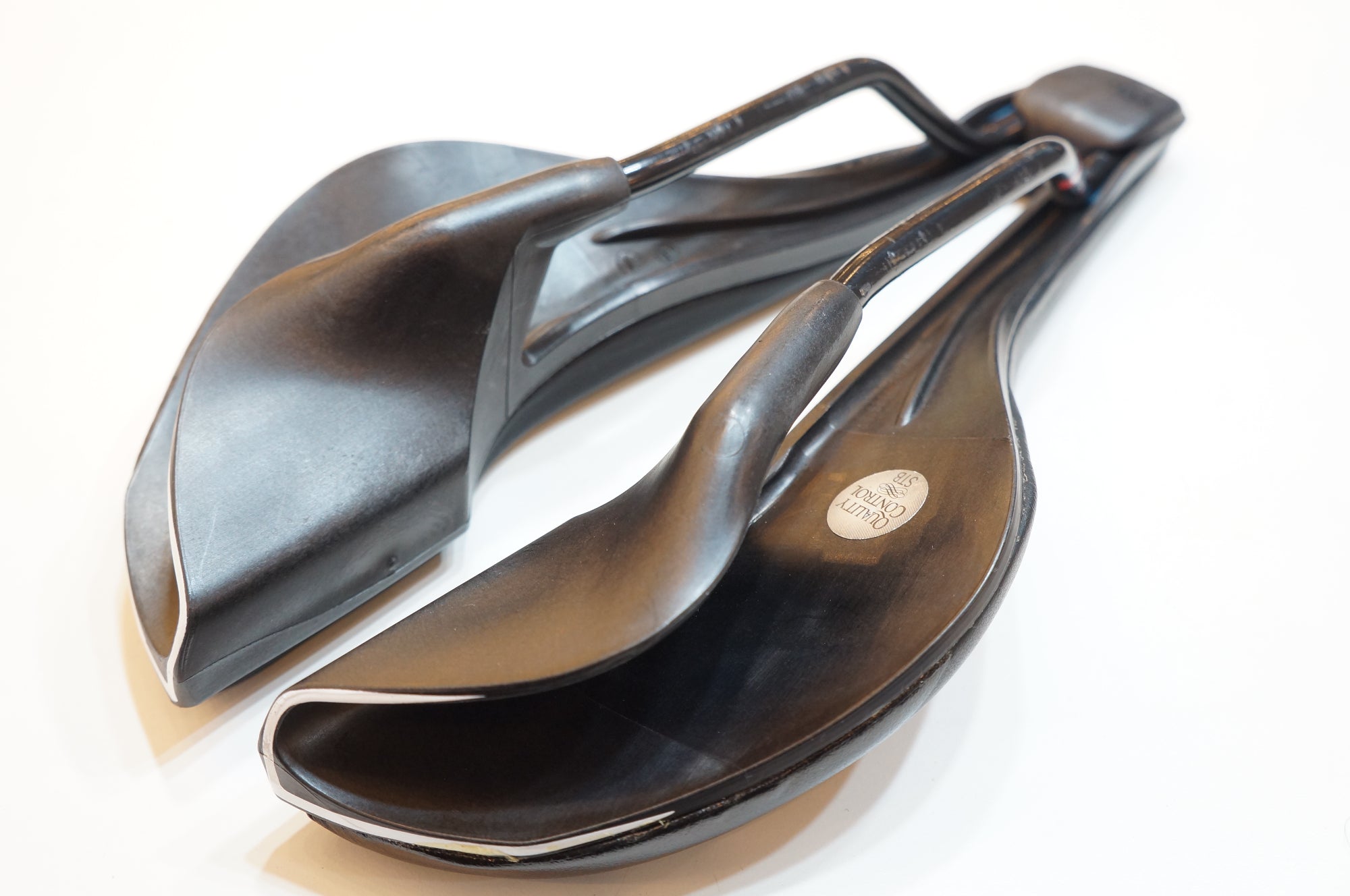 SELLE ITALIA 「セラ イタリア」 SP-01 BOOST MANGANESE サドル/ バイチャリ浦和ベース