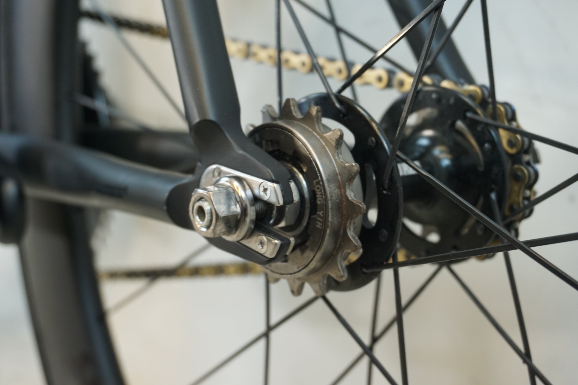 LEADER BIKES 「リーダーバイク」 735TR 2025年モデル ピストバイク / 有明ガーデン店