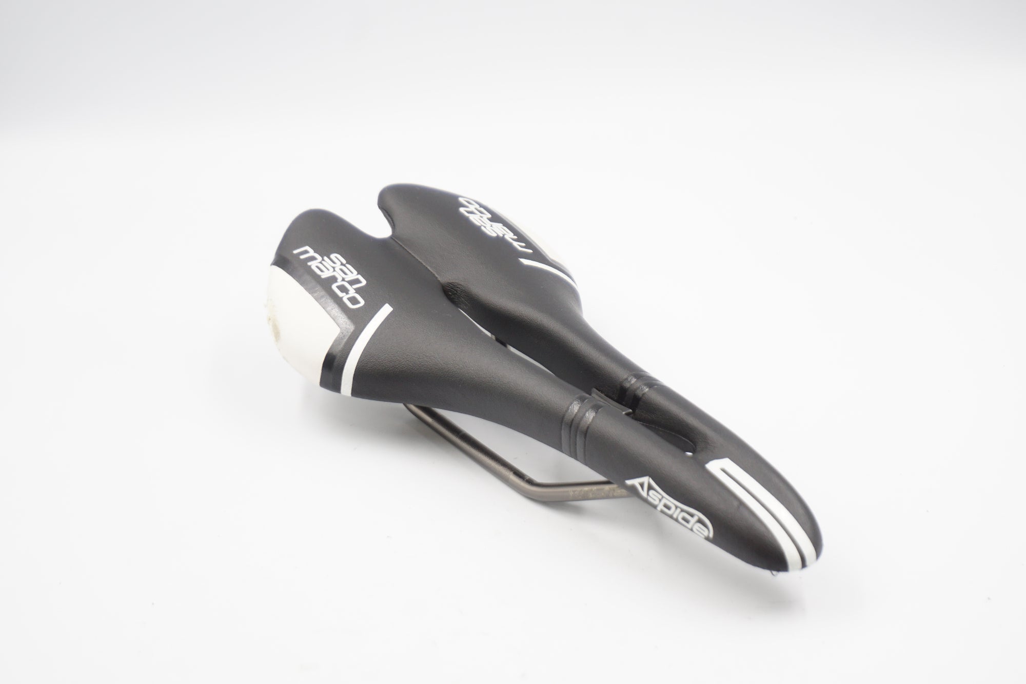 SELLE SANMARCO 「セラサンマルコ」 ASPIDE サドル / 奈良店