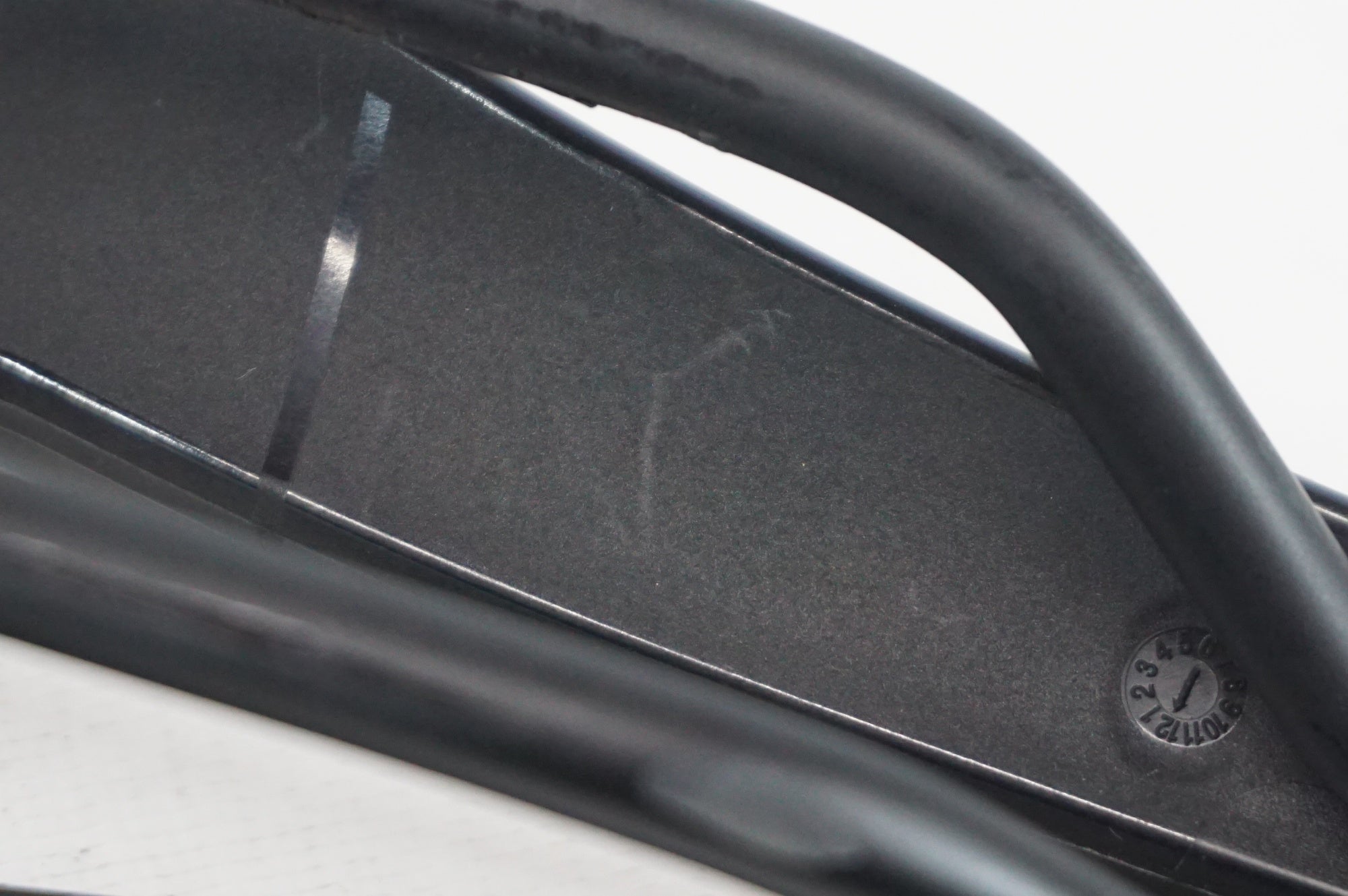 FIZIK 「フィジーク」 ARGO TEMPO R5 サドル / 阪急塚口店