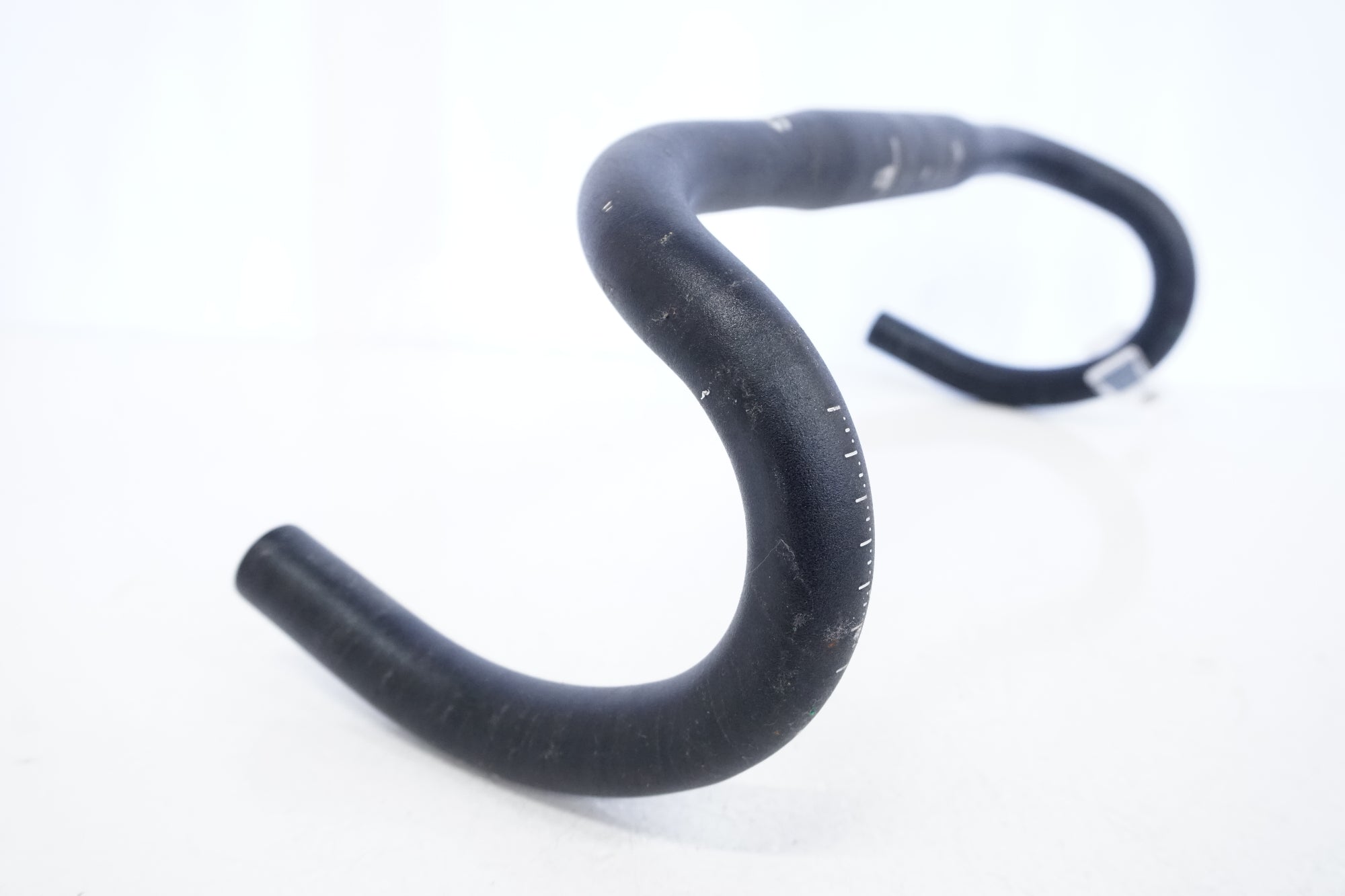 BONTRAGER 「ボントレガー」 RACE VR-C φ31.8 420mm ハンドル / 浜松店