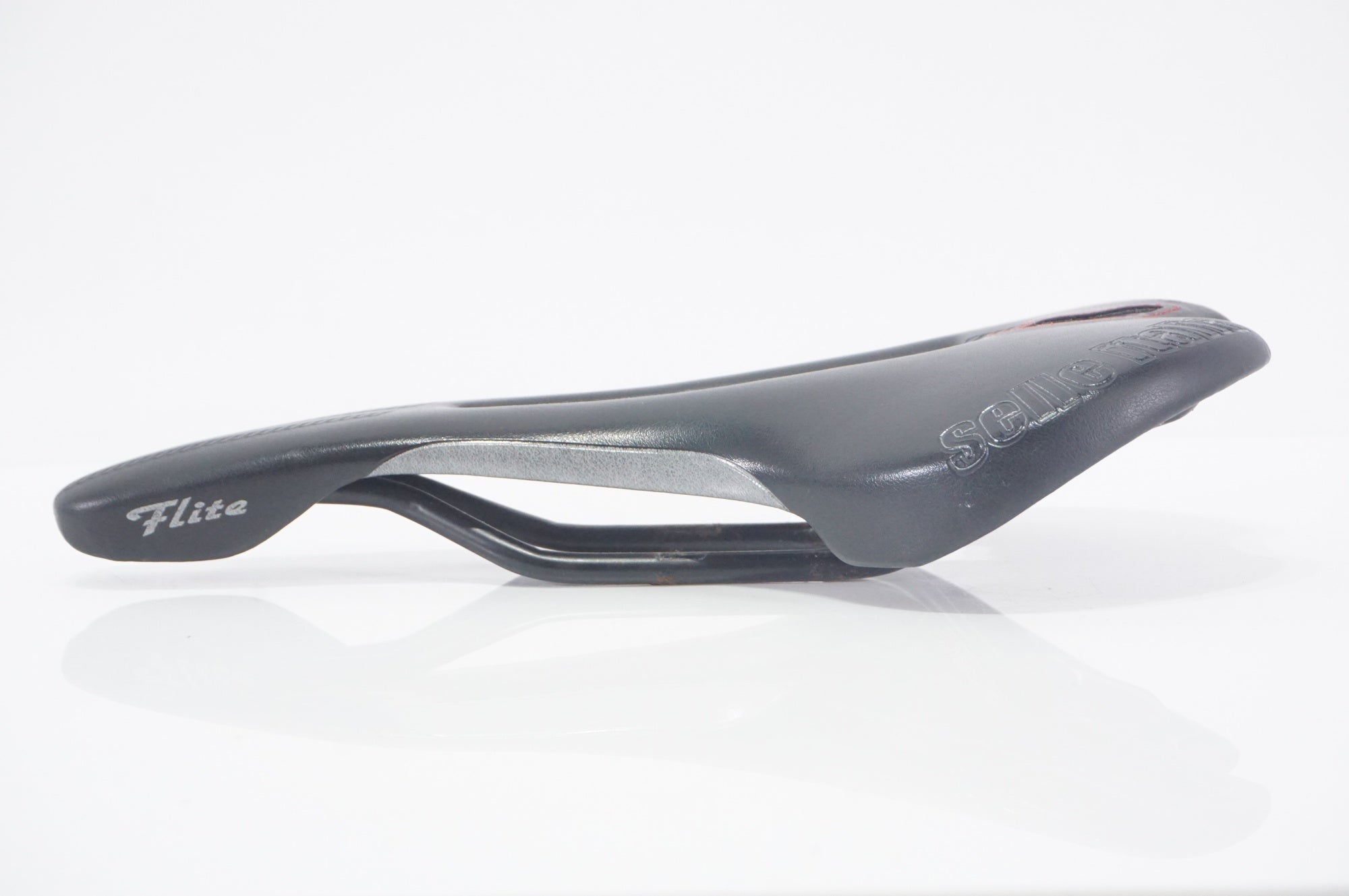 SELLE ITALIA 「セライタリア」 FLITE サドル / AKIBA店