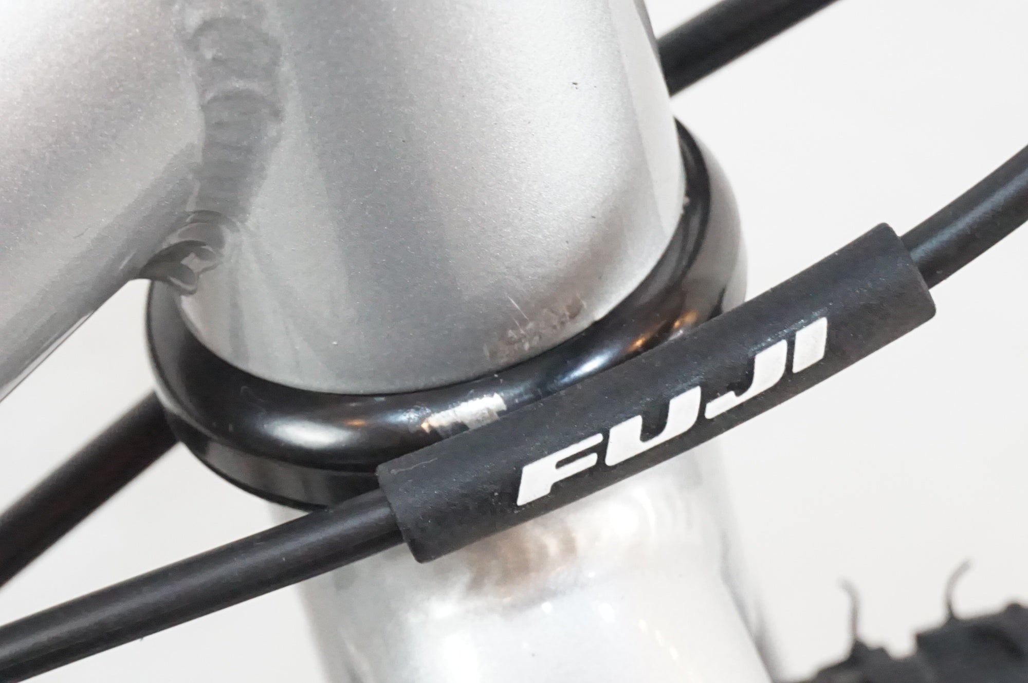 FUJI 「フジ」 FEATHER CX+ 2024モデル ロードバイク / 浦和ベース