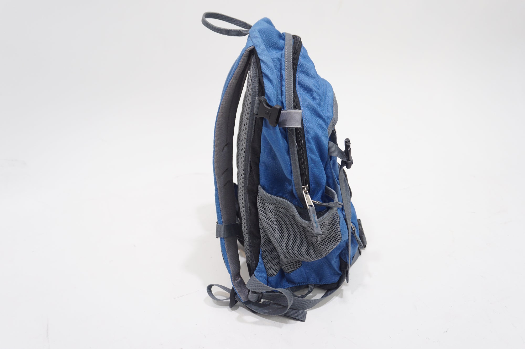 DEUTER 「ドイター」 MADCHEN 20 バックパック / 京都西院店