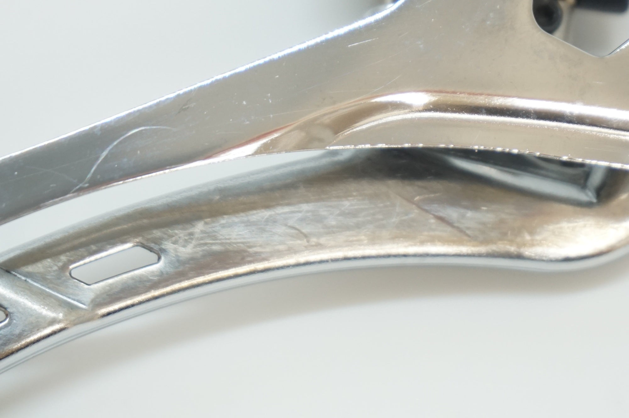 SHIMANO 「シマノ」 ULTEGRA FD-6870 フロントディレイラー / 福岡店