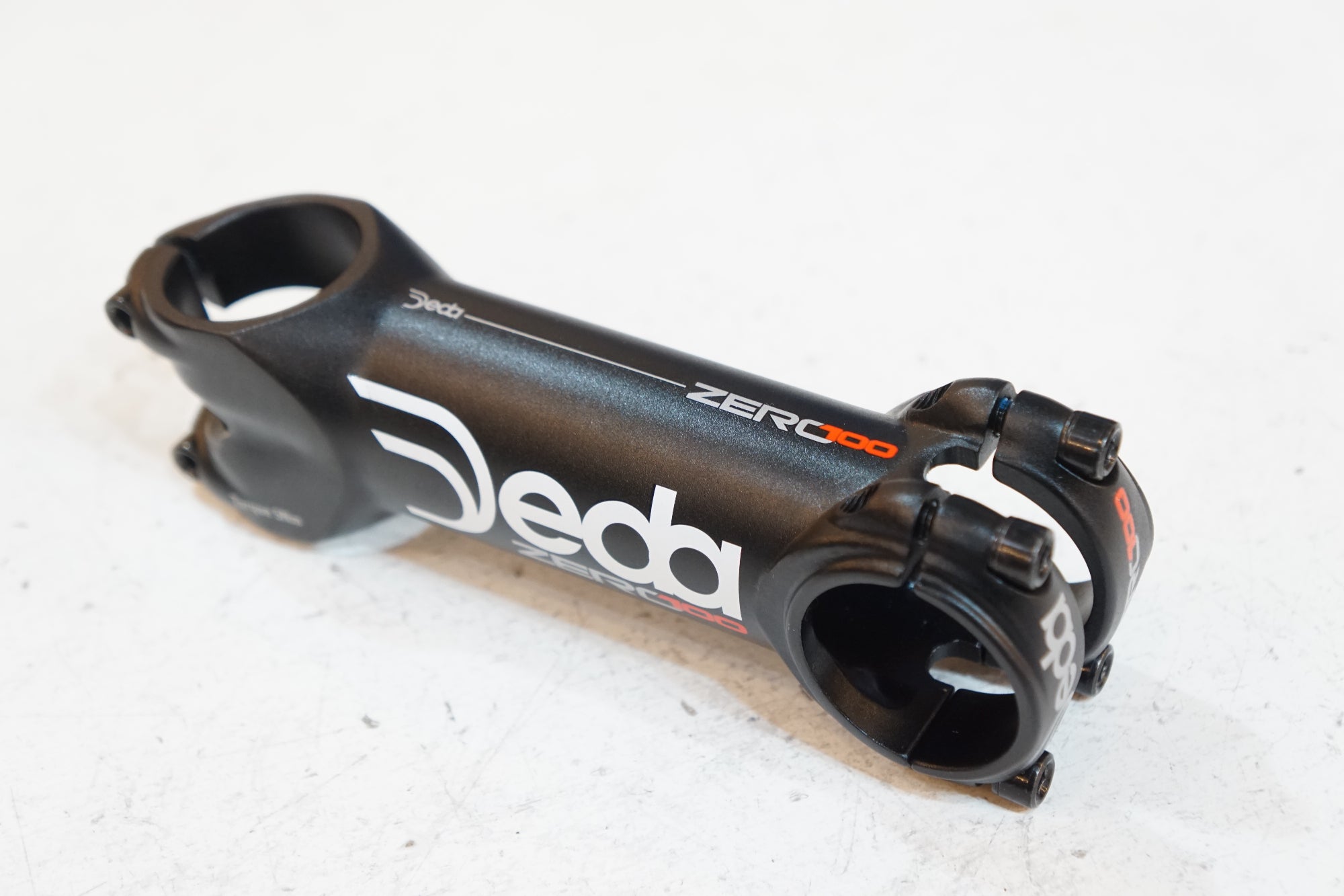 DEDA 「デダ」 ZERO100 φ31.7 110mm 82° ステム / バイチャリ浦和ベース
