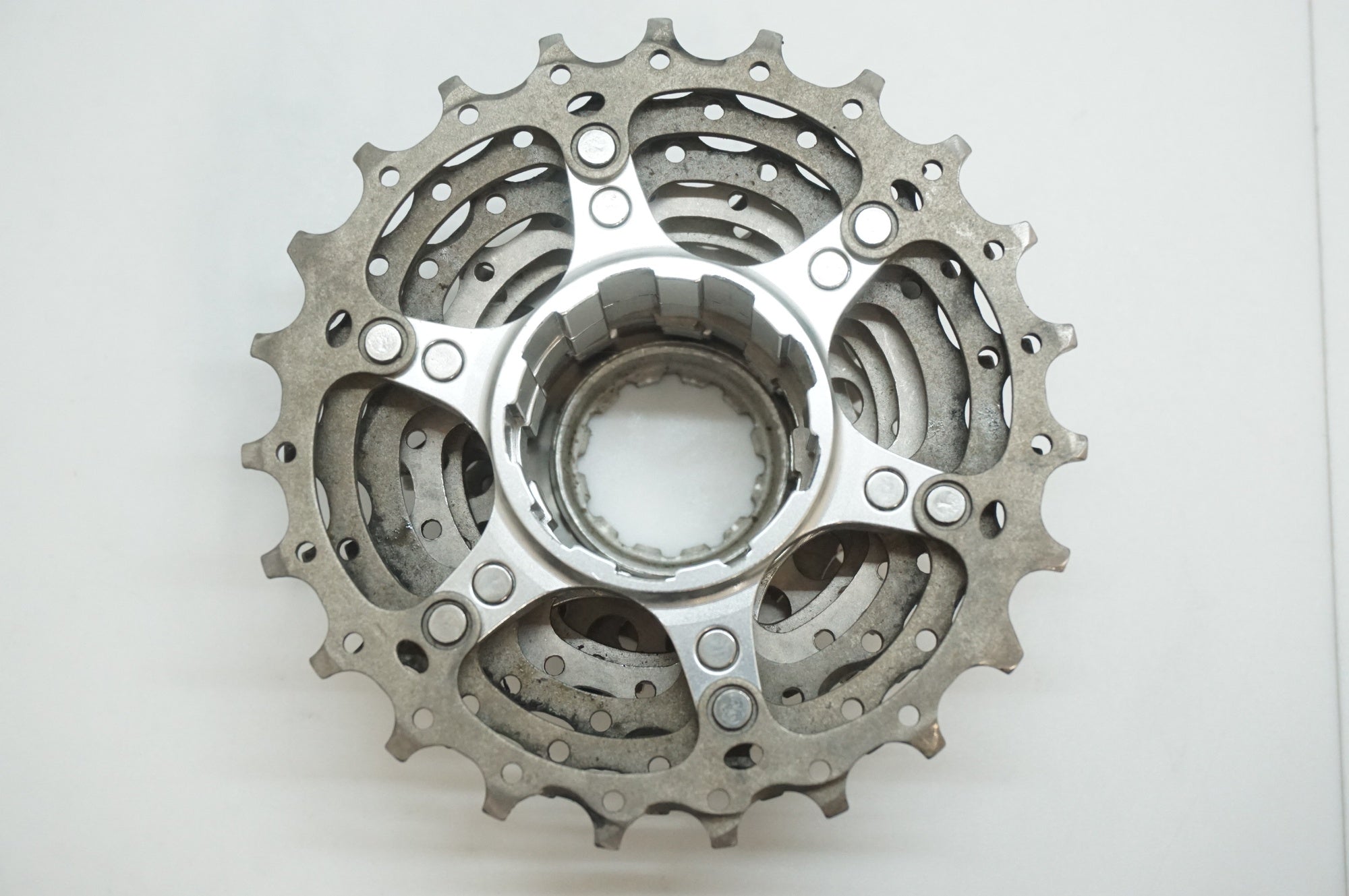 SHIMANO 「シマノ」 DURA-ACE CS-7700 12-23T スプロケット