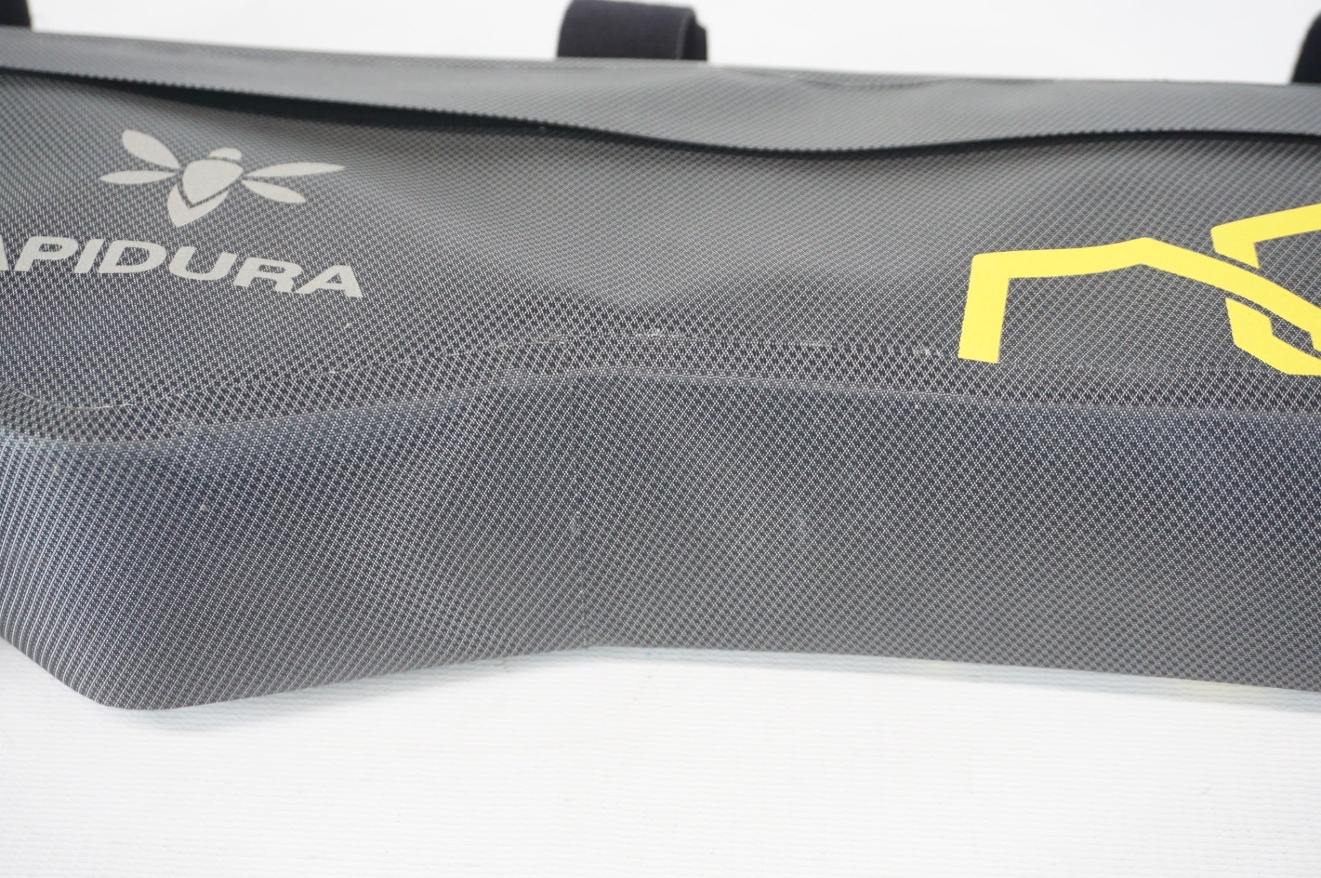 APIDURA 「アピデュラ」 エクスペディション 3L フレームバッグ / 阪急塚口店