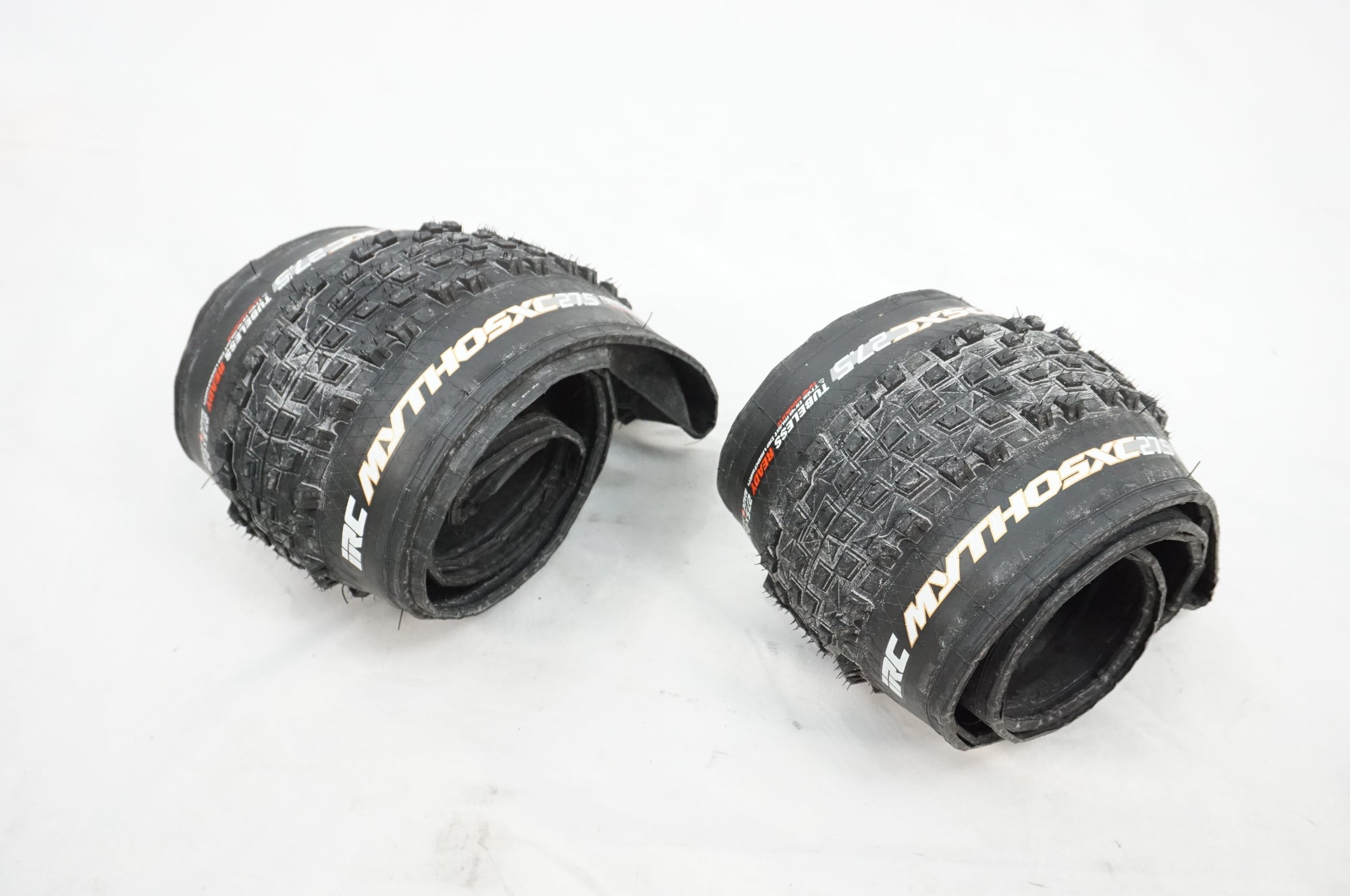 IRC 「アイアールシー」 MYTHOS XC 27.5x2.25 TLRタイヤセット / 川越店