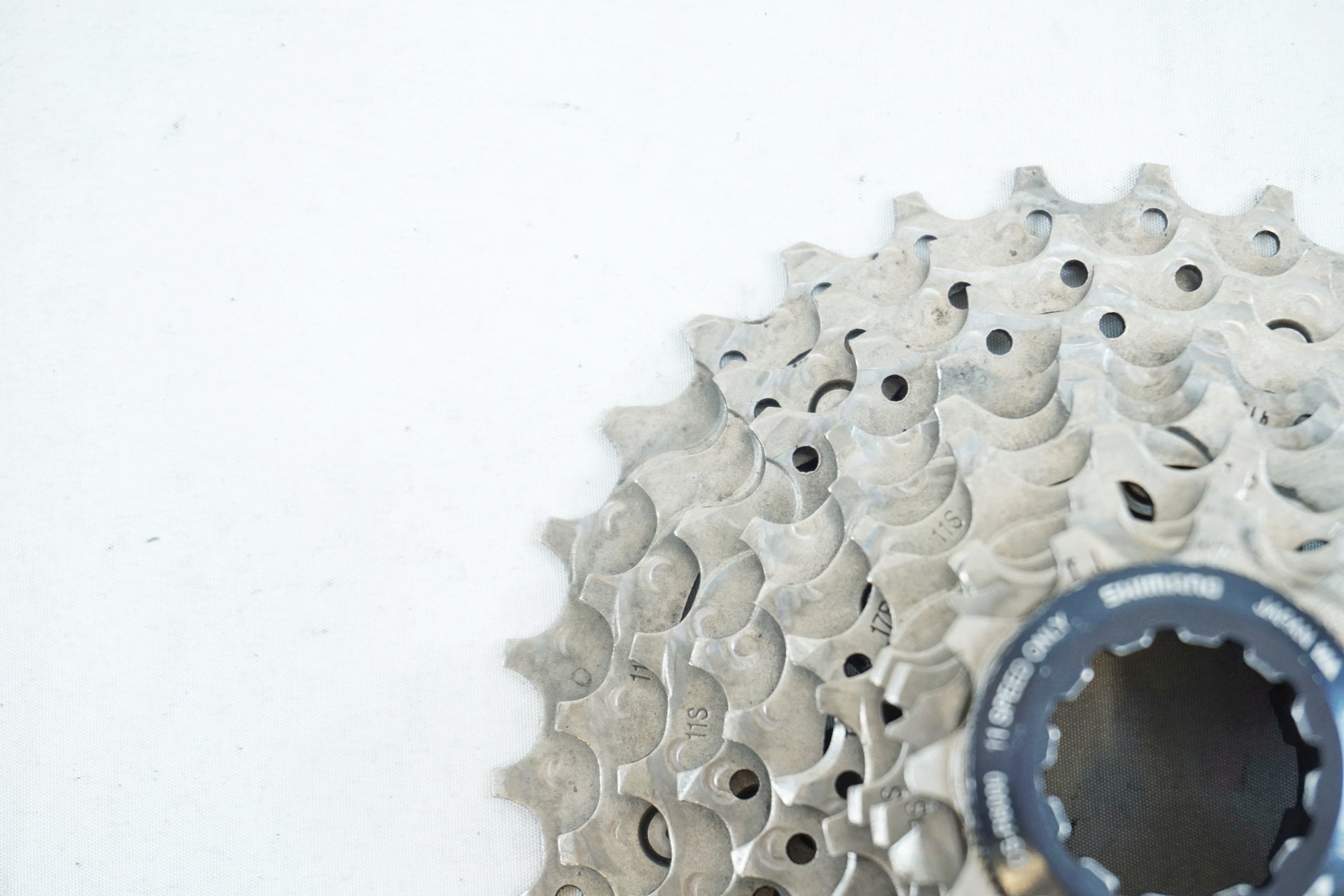 SHIMANO 「シマノ」 ULTEGRA CS-R8000 11-30T スプロケット / 有明