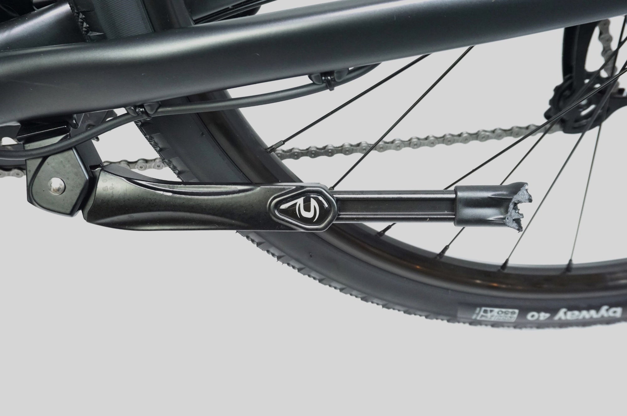 CALYX / DOWNPOUR 12インチx2 CANNONDALE 「キャノンデール」 BADBOY2 2024年モデル クロス
