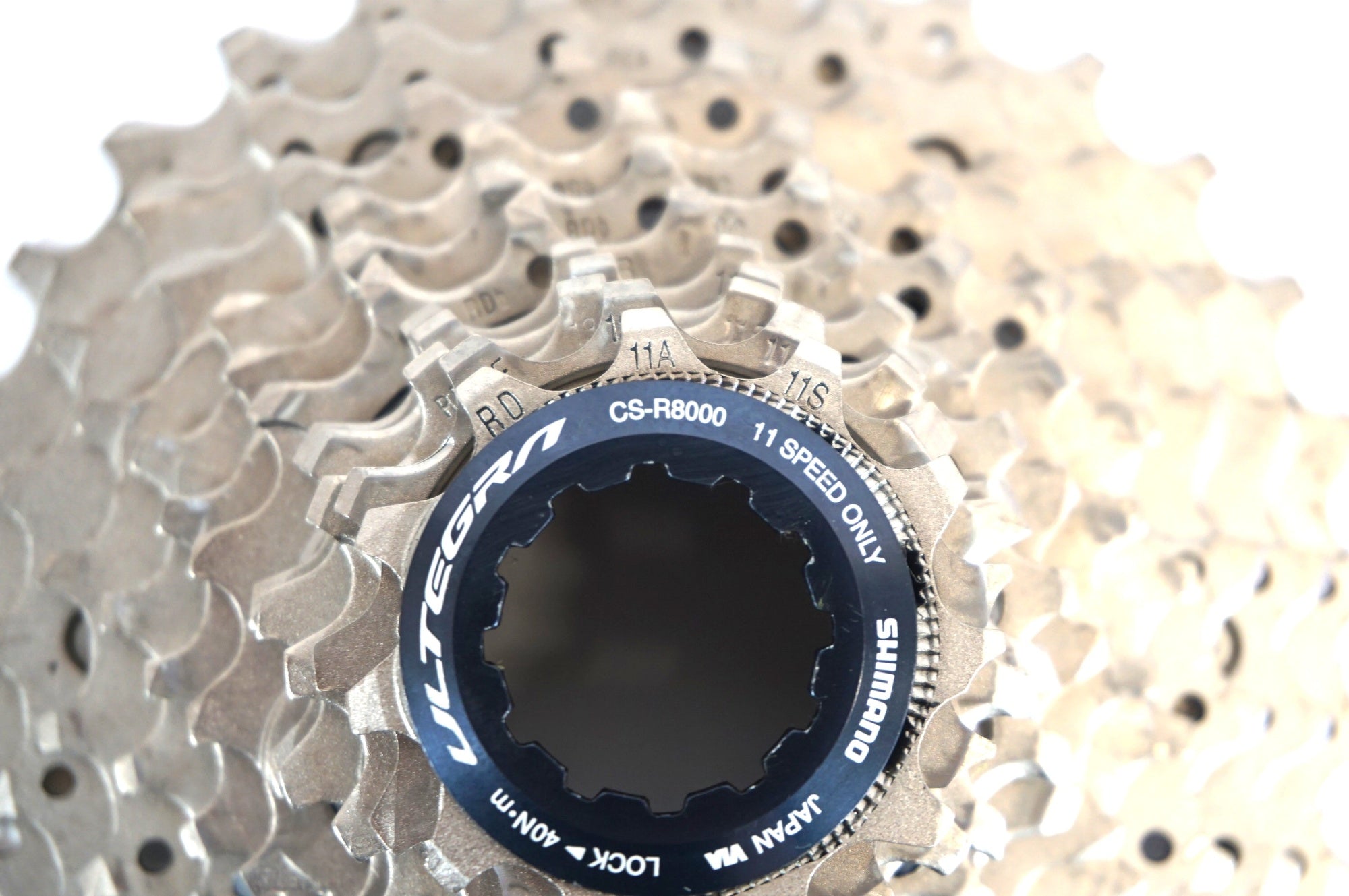 シマノ CS-R8000 11S 11-32T カセットスプロケット ICSR800011132 11