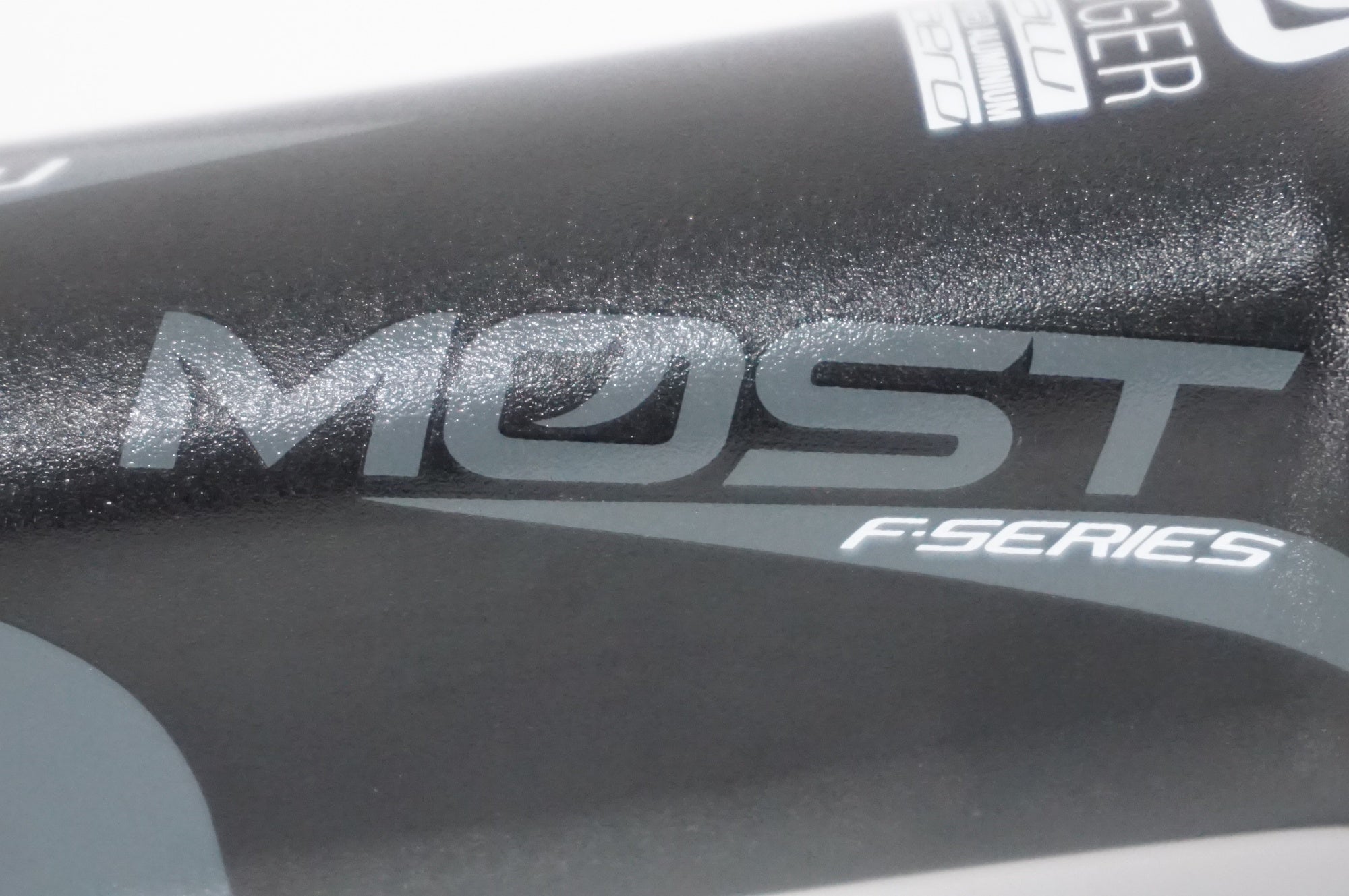 MOST 「モスト」 TIGER ALU AERO φ31.8 100mm ステム / AKIBA店