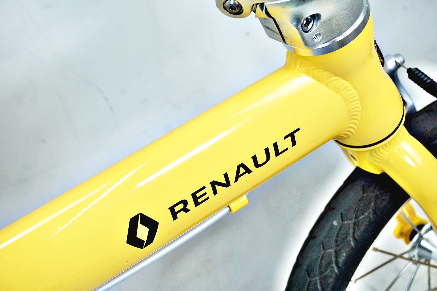 RENAULT 「ルノー」 LIGHT8 2017年モデル 折り畳み自転車 / 有明