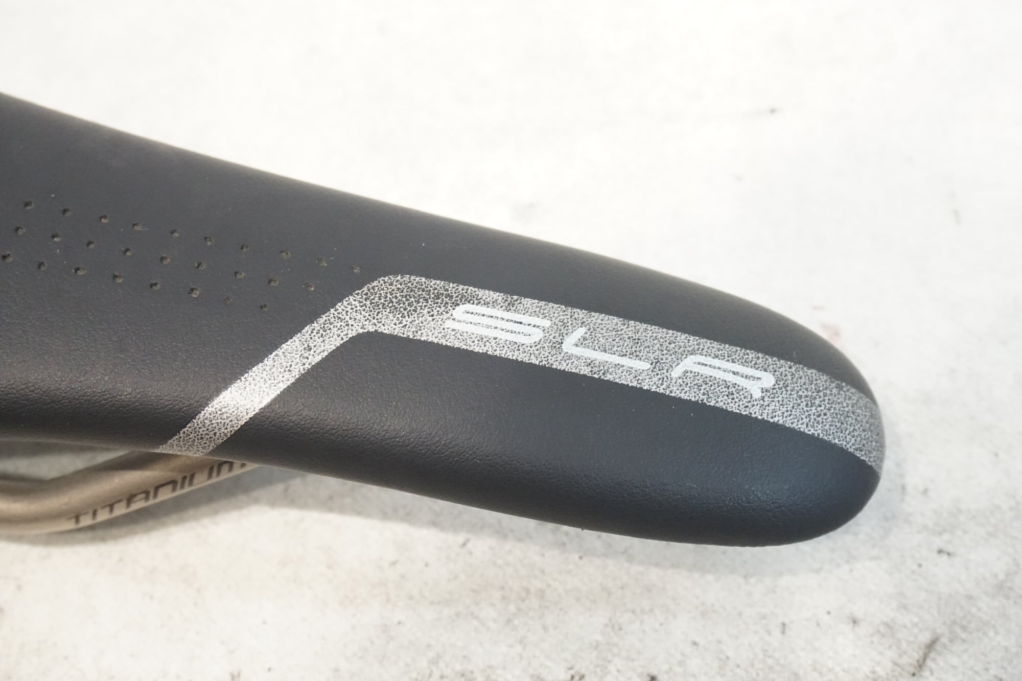 SELLE ITALIA 「セライタリア」 SLR TM チタンレール サドル / 横浜戸塚店