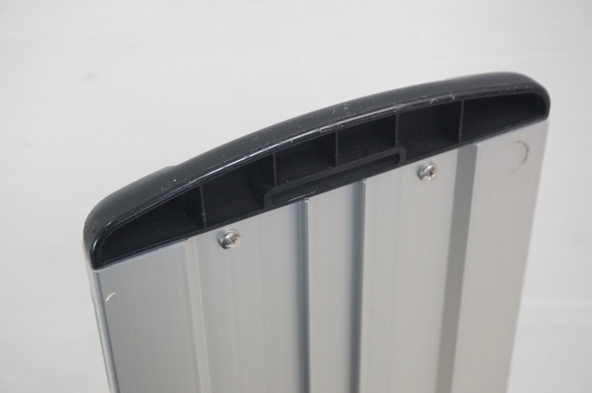 TERZO 「テルッツォ」 EC23M サイクルスタンド / 福岡店