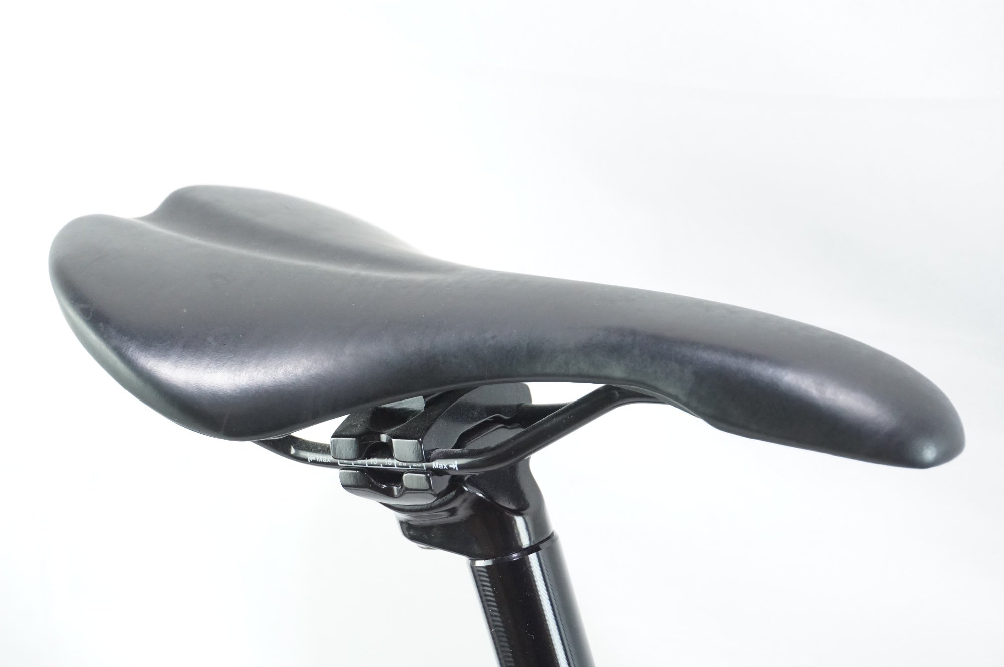 FUJI 「フジ」 BALLAD OMEGA 2023年モデル ロードバイク / 中目黒店