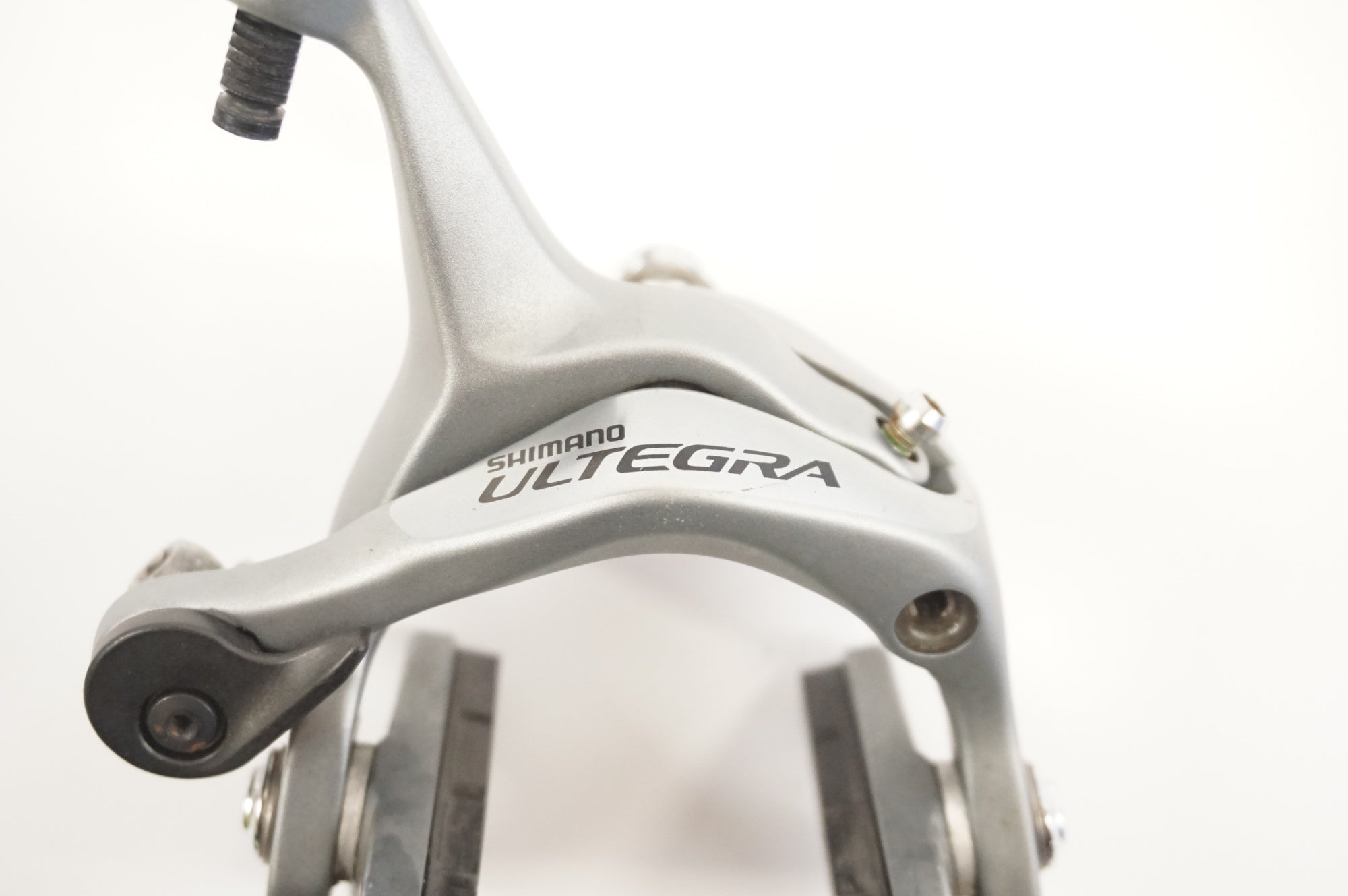 SHIMANO 「シマノ」 ULTEGRA BR-6700 キャリパーブレーキ