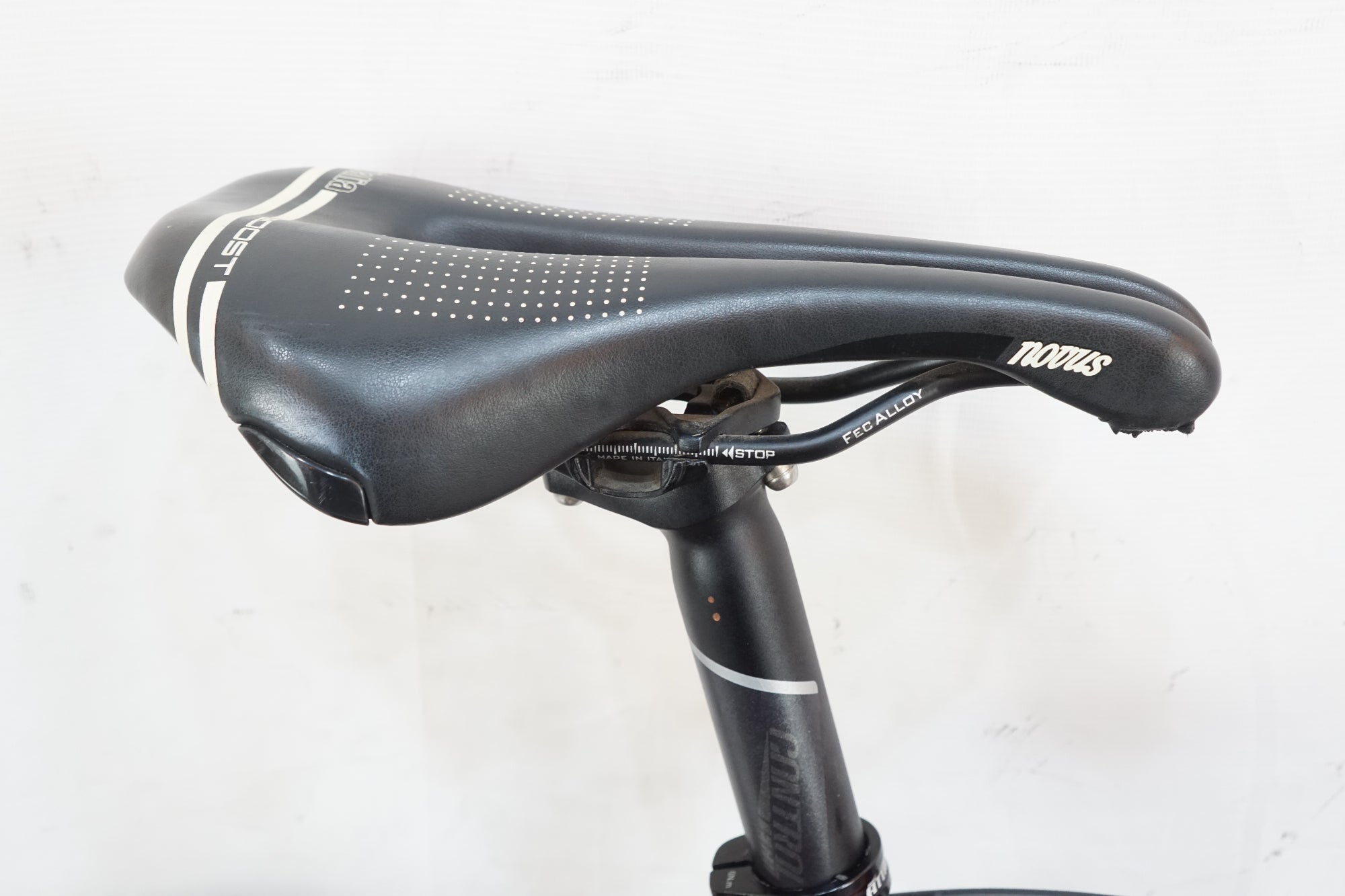 GUSTO 「グスト」 RCR TEAM DURO SPORTS 2019年モデル ロードバイク