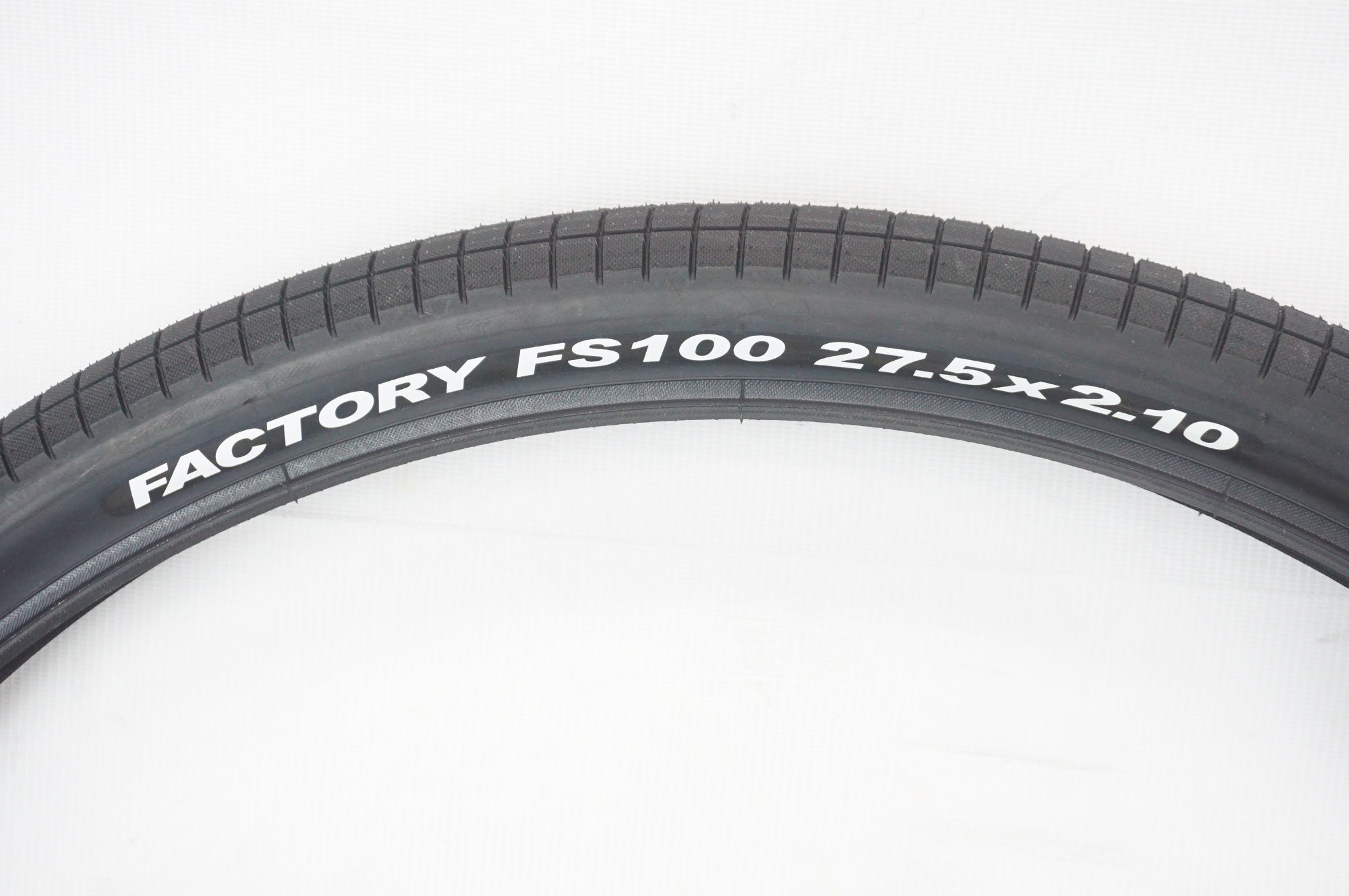TIOGA 「タイオガ」 FACTORY FS100 27.5x2.10 タイヤセット / 阪急塚口店