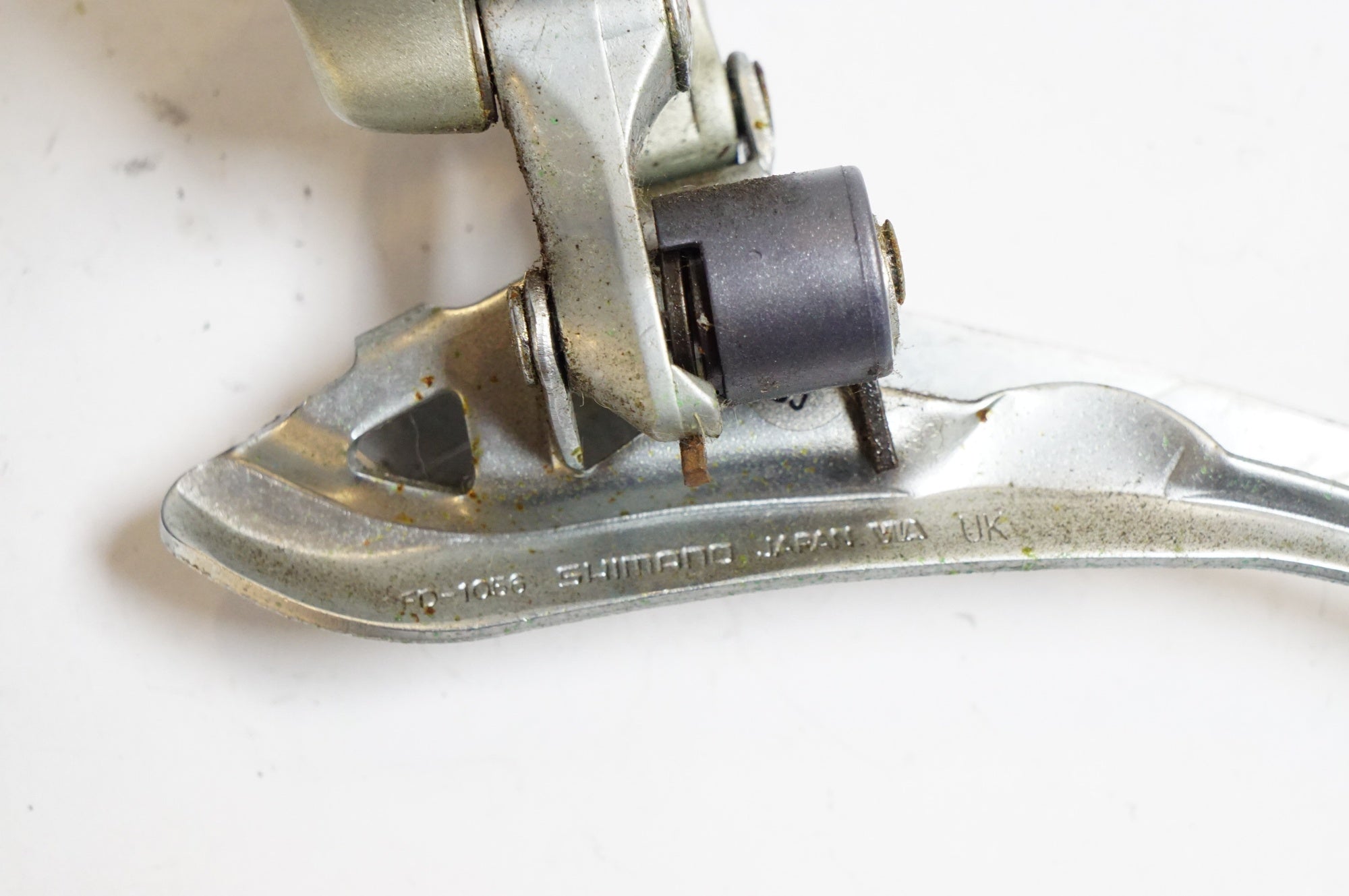 SHIMANO 「シマノ」 105 FD-1056 フロントディレイラー / 熊谷