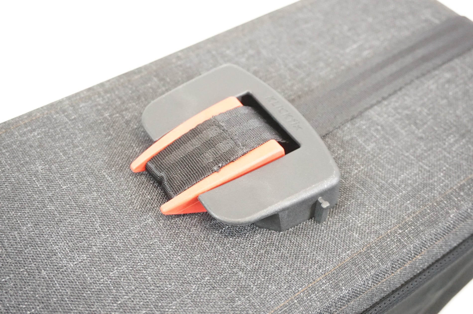 TERN 「ターン」 DRY GOODS BAG キャリアバッグ / 宇都宮店